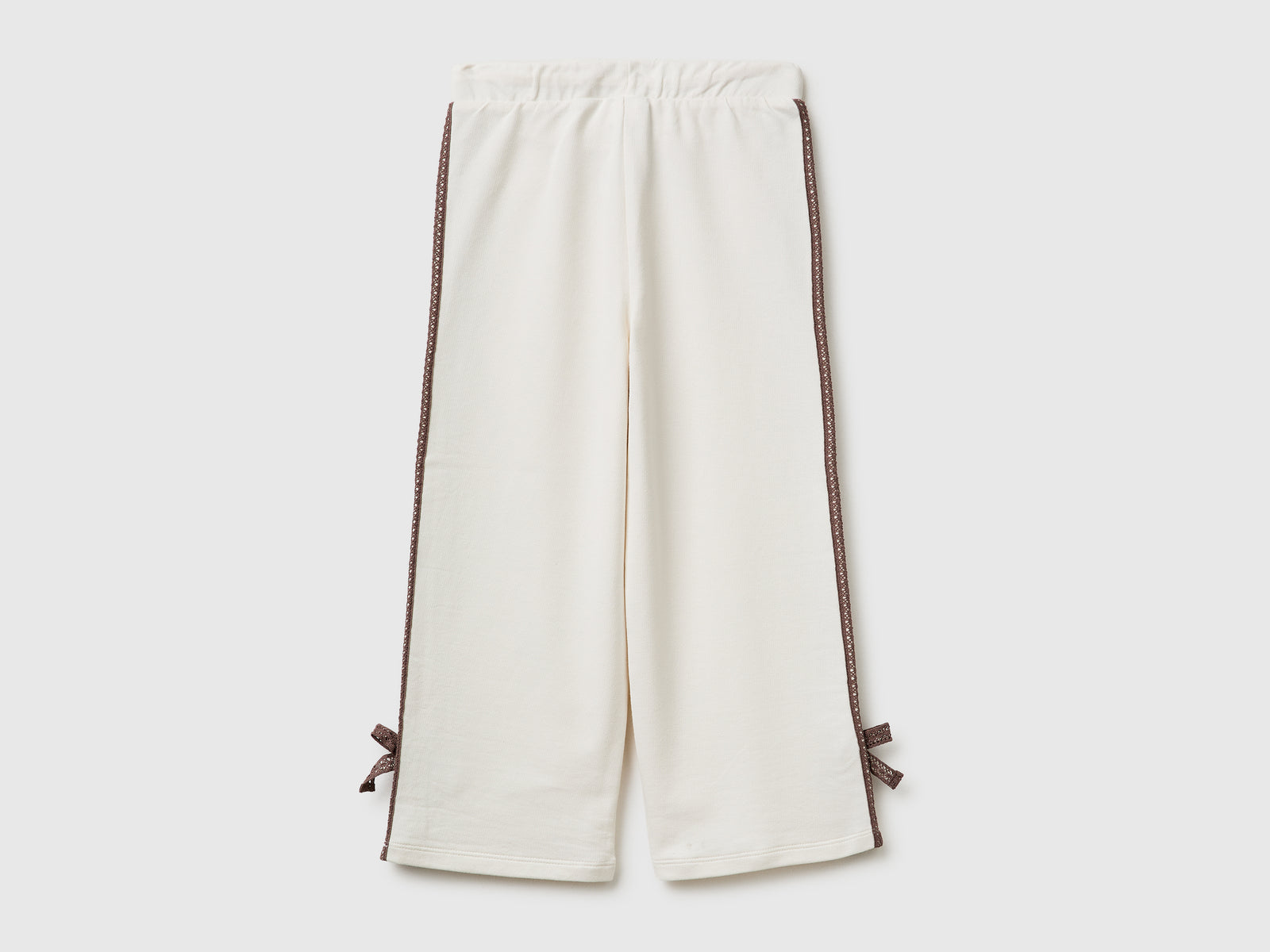 Calças com renda e lacinhos - ucb_image_BS