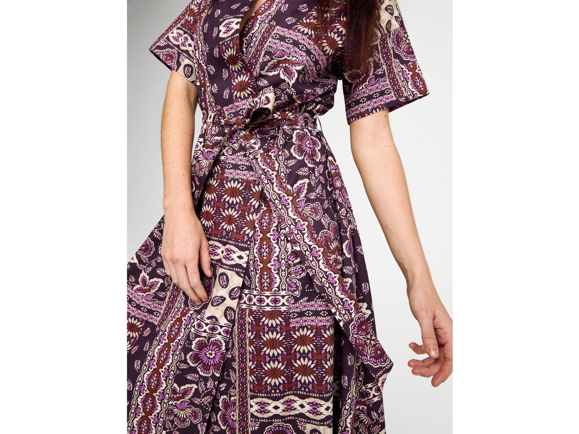 Vestido longuette com estampa bandana - ucb_image_FY