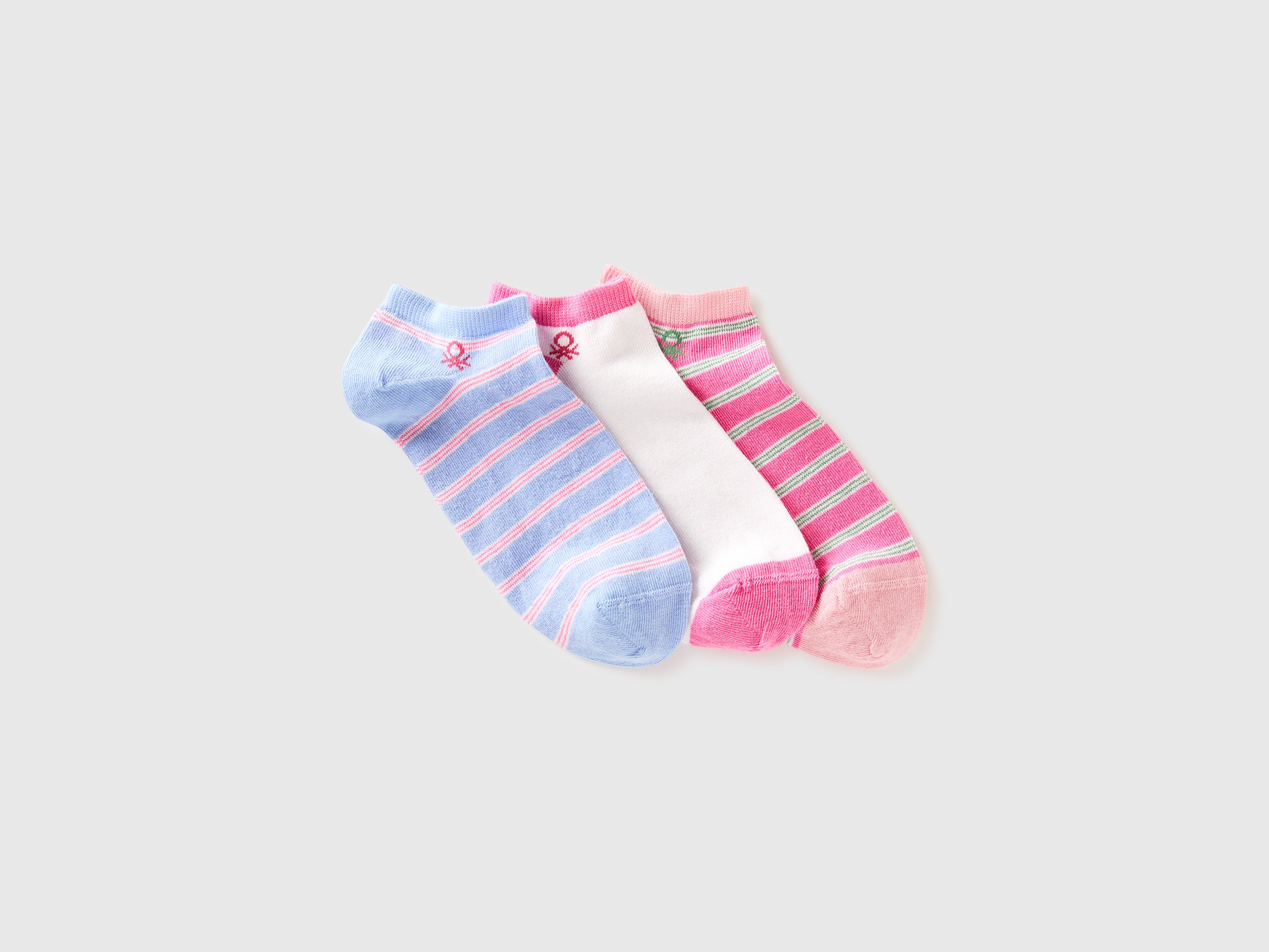 Three pairs of short socks - ucb_image_FS