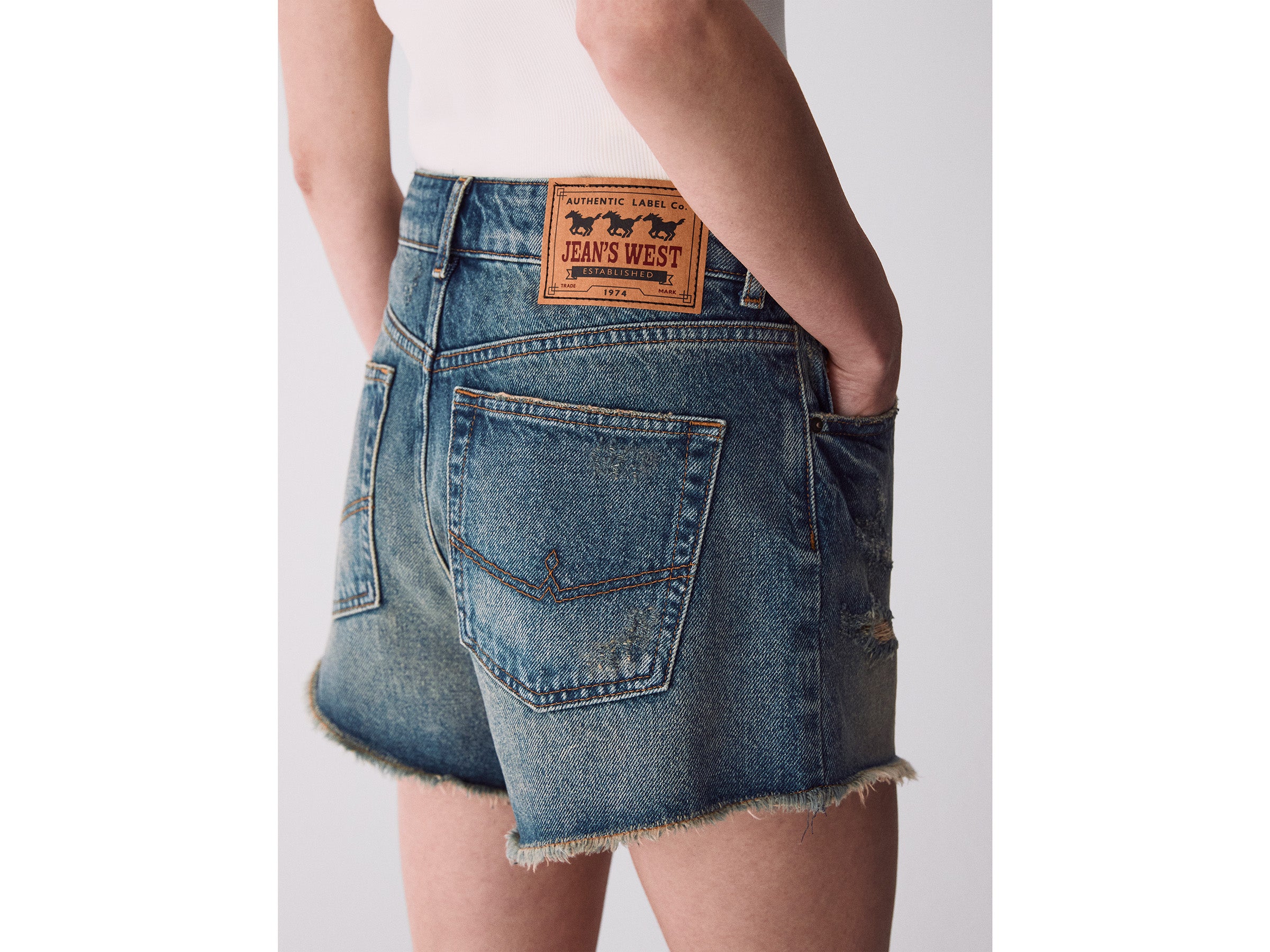 Shorts de jeans com franjas - ucb_image_FY