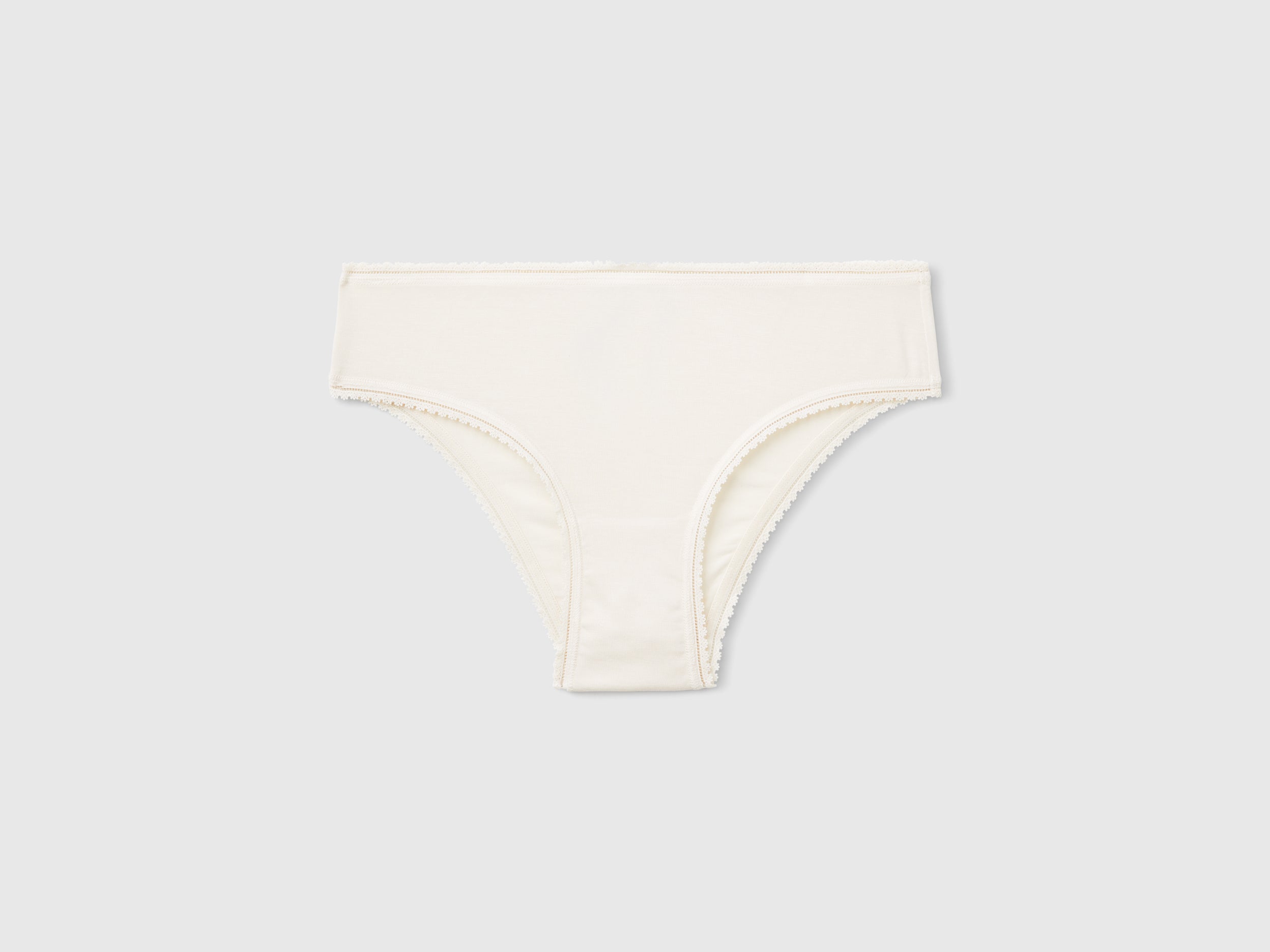 Slip em Modal stretch - ucb_image_FS