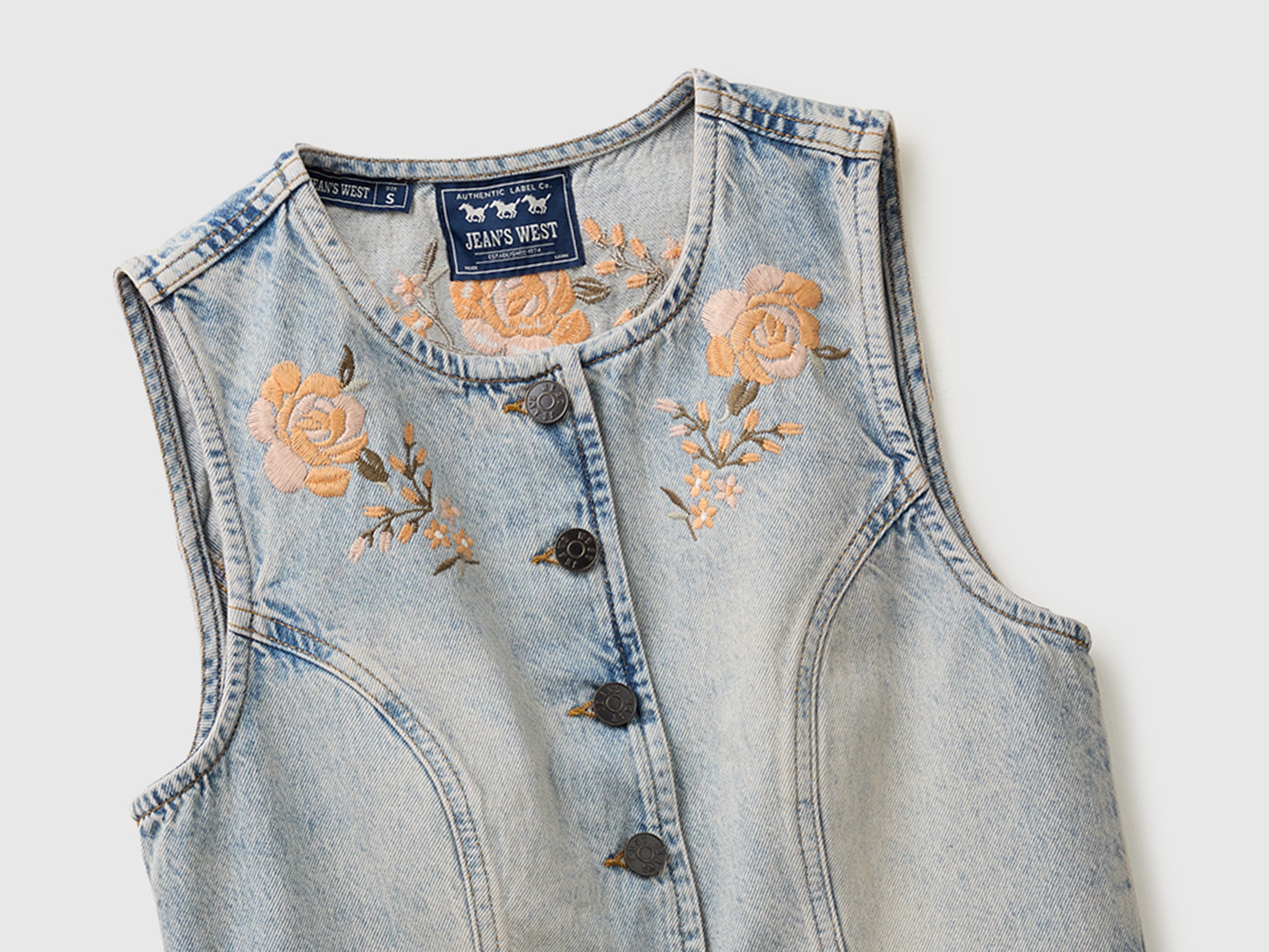 Colete de jeans com rosas - ucb_image_FY