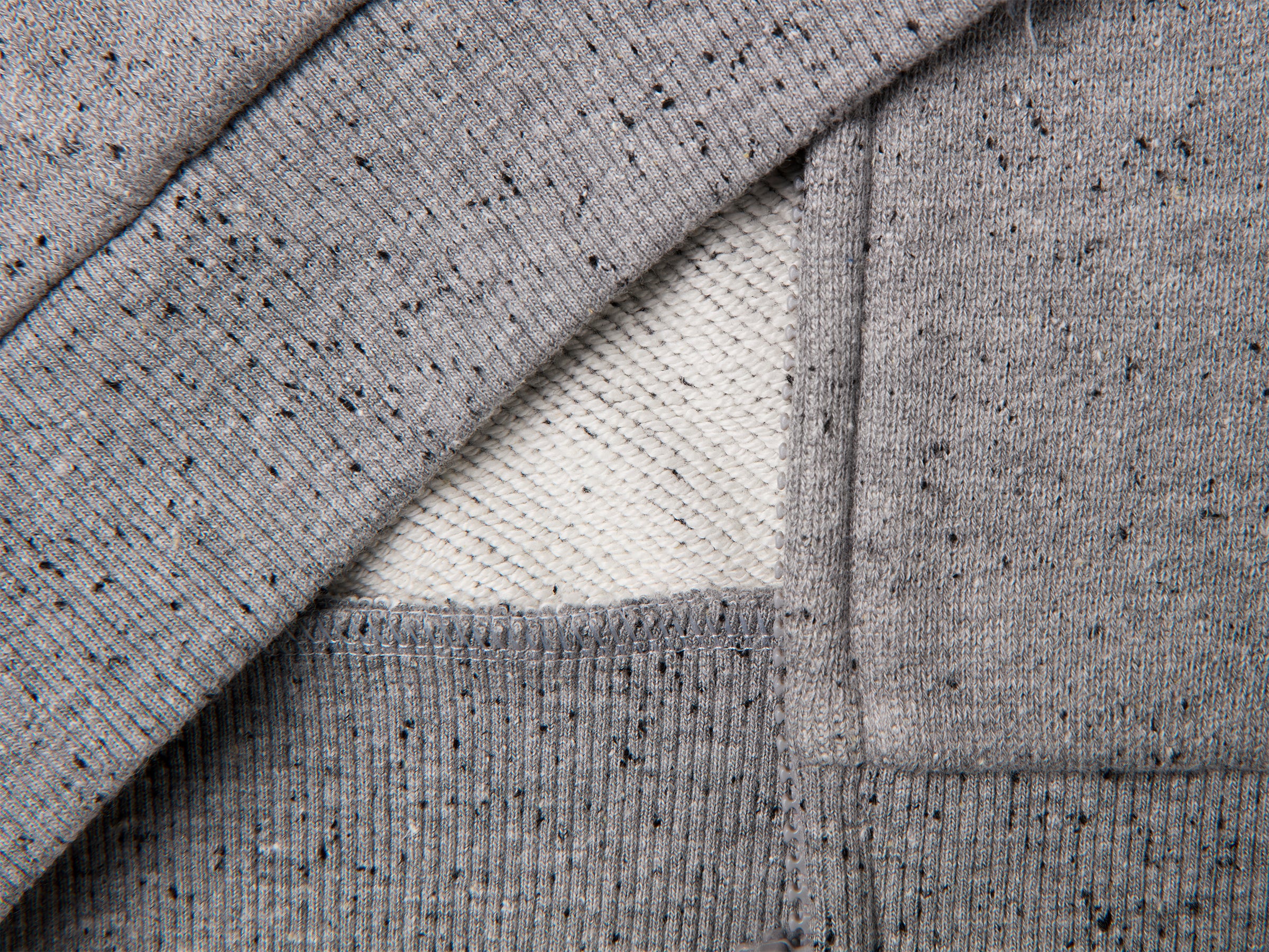 Casaco over fit com fecho de correr e estampas - ucb_image_DS1