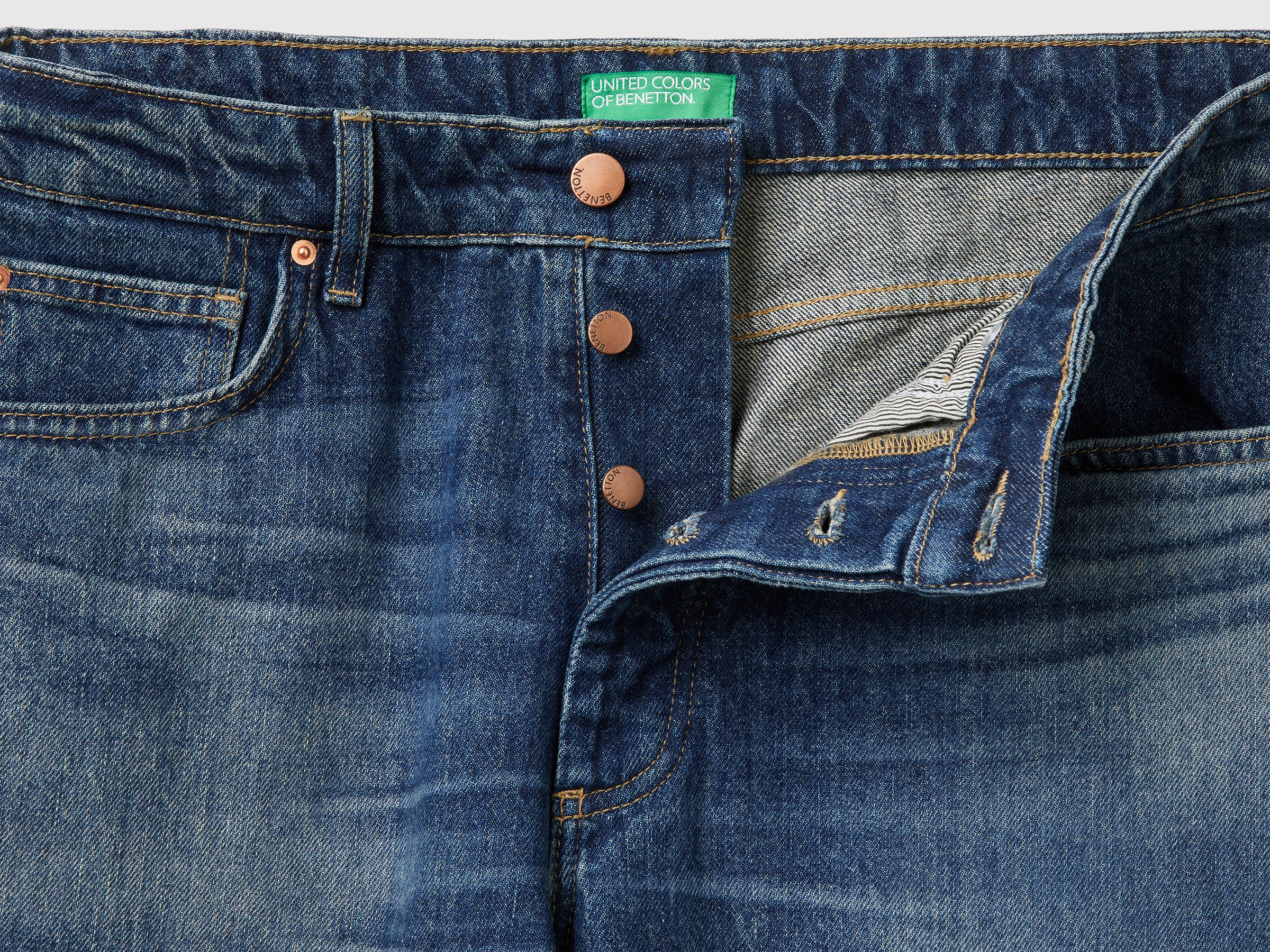 Jeans cinco bolsos tapered fit - ucb_image_DS1