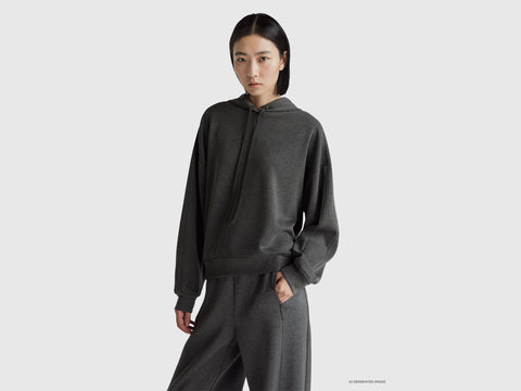 Sweat com capuz em mistura de viscose - ucb_image_F