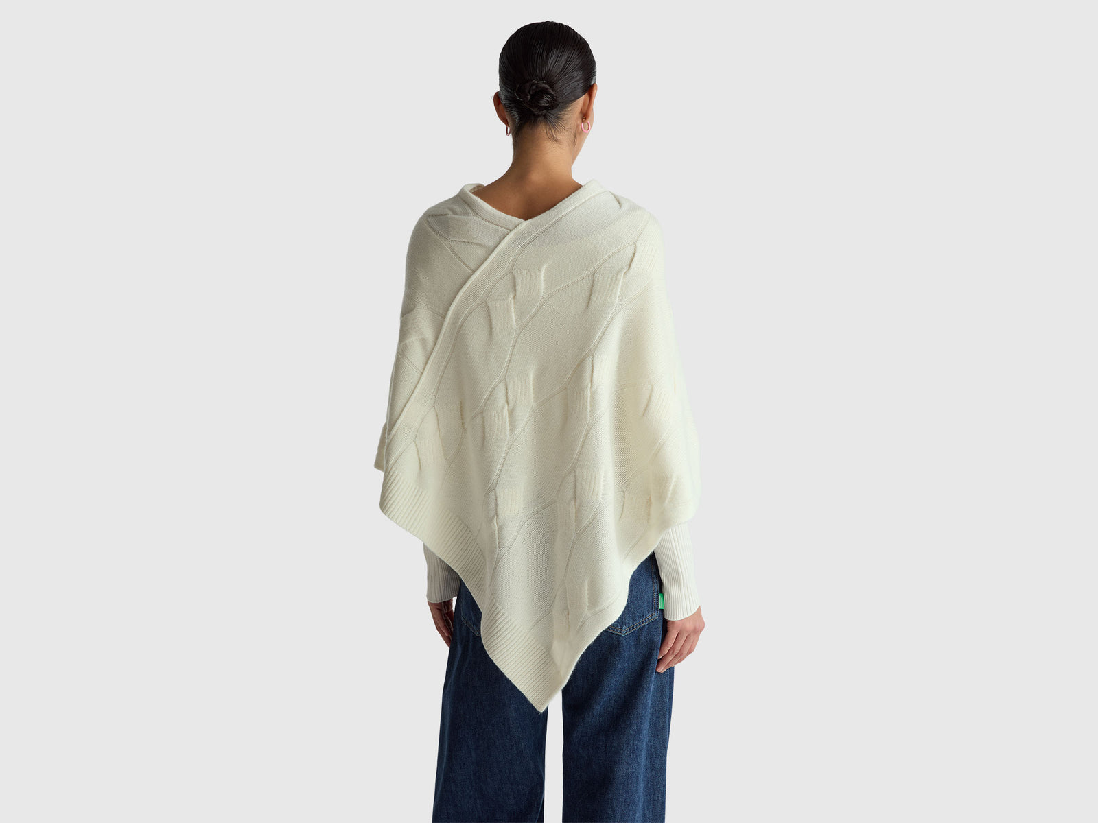 Capa aos losangos em pura caxemira - ucb_image_B