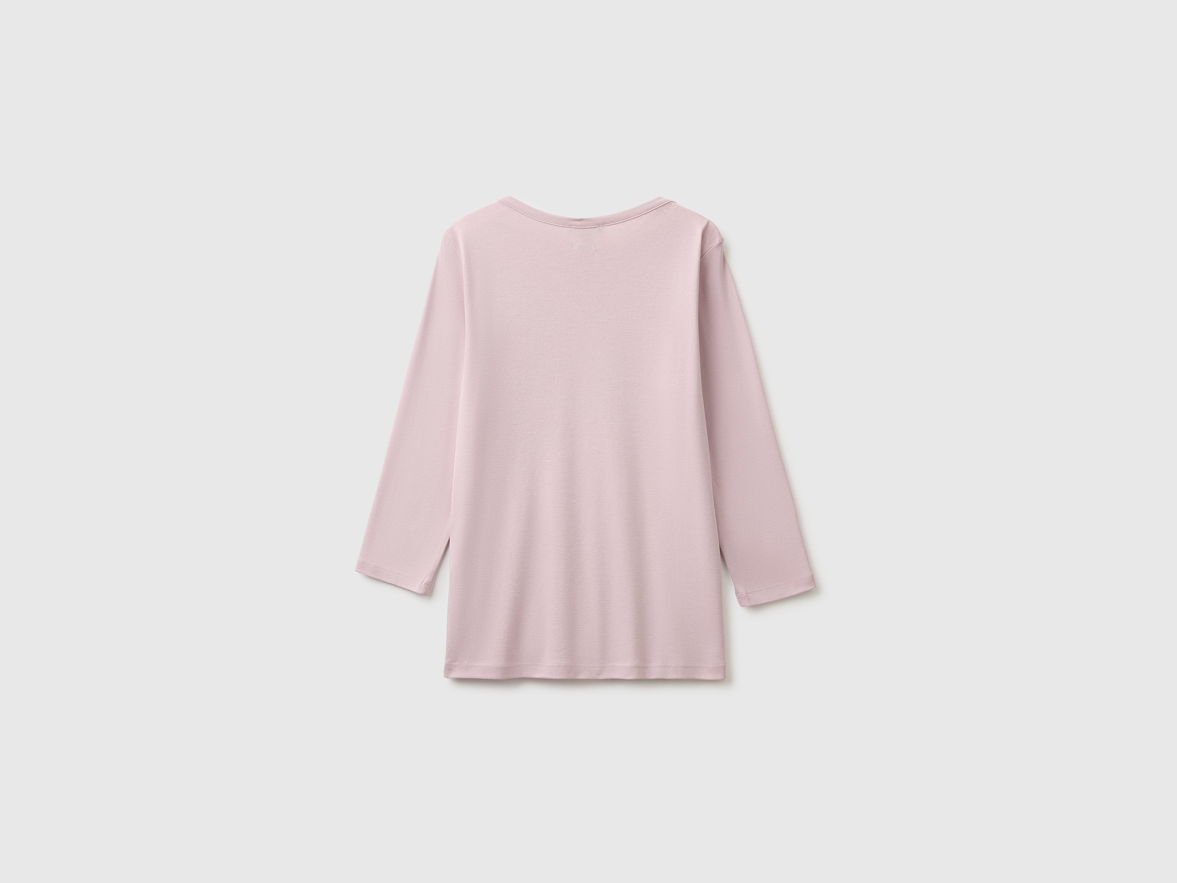 T-shirt slim fit com decote à barco - ucb_image_BS