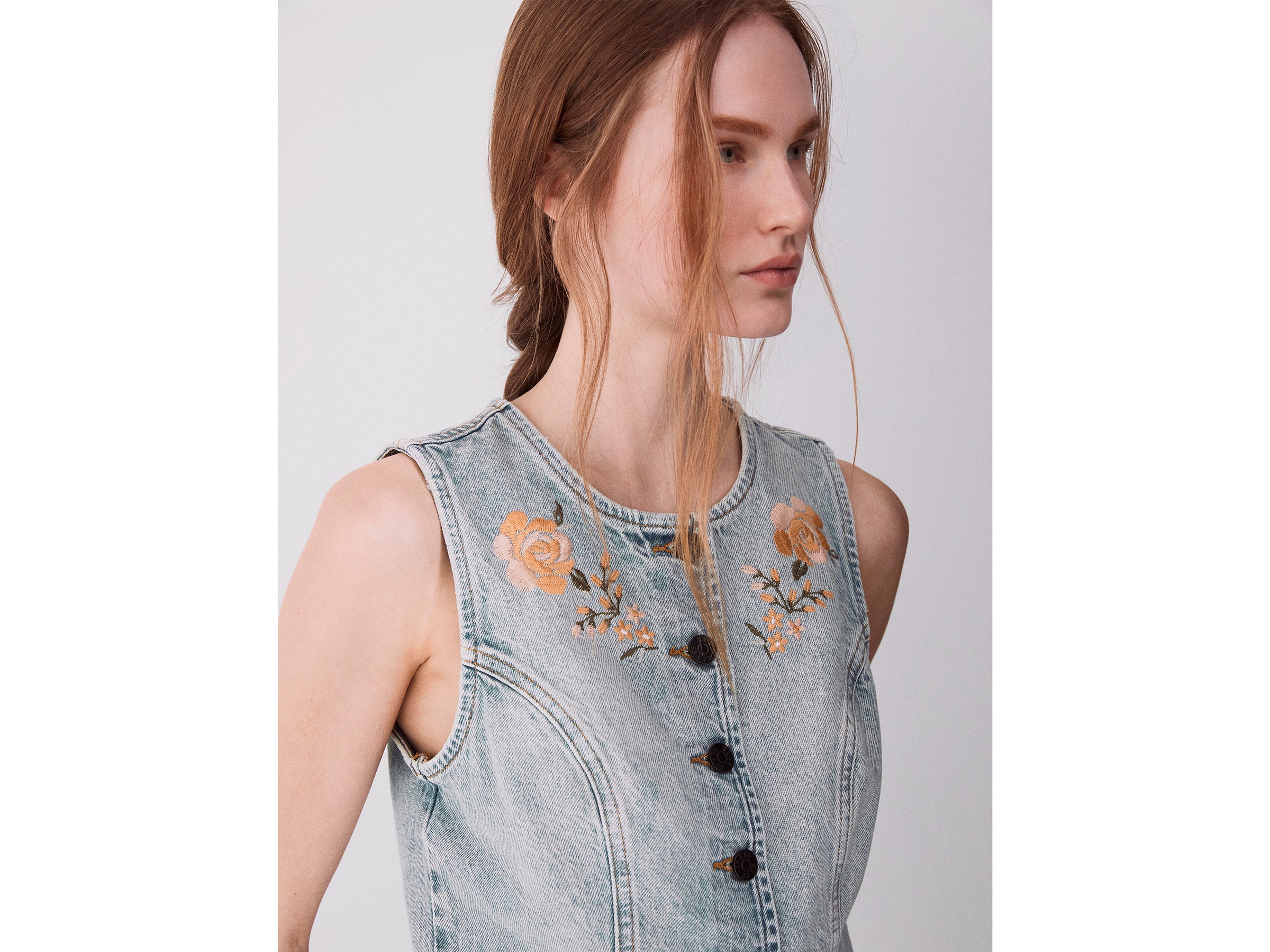Colete de jeans com rosas - ucb_image_FY