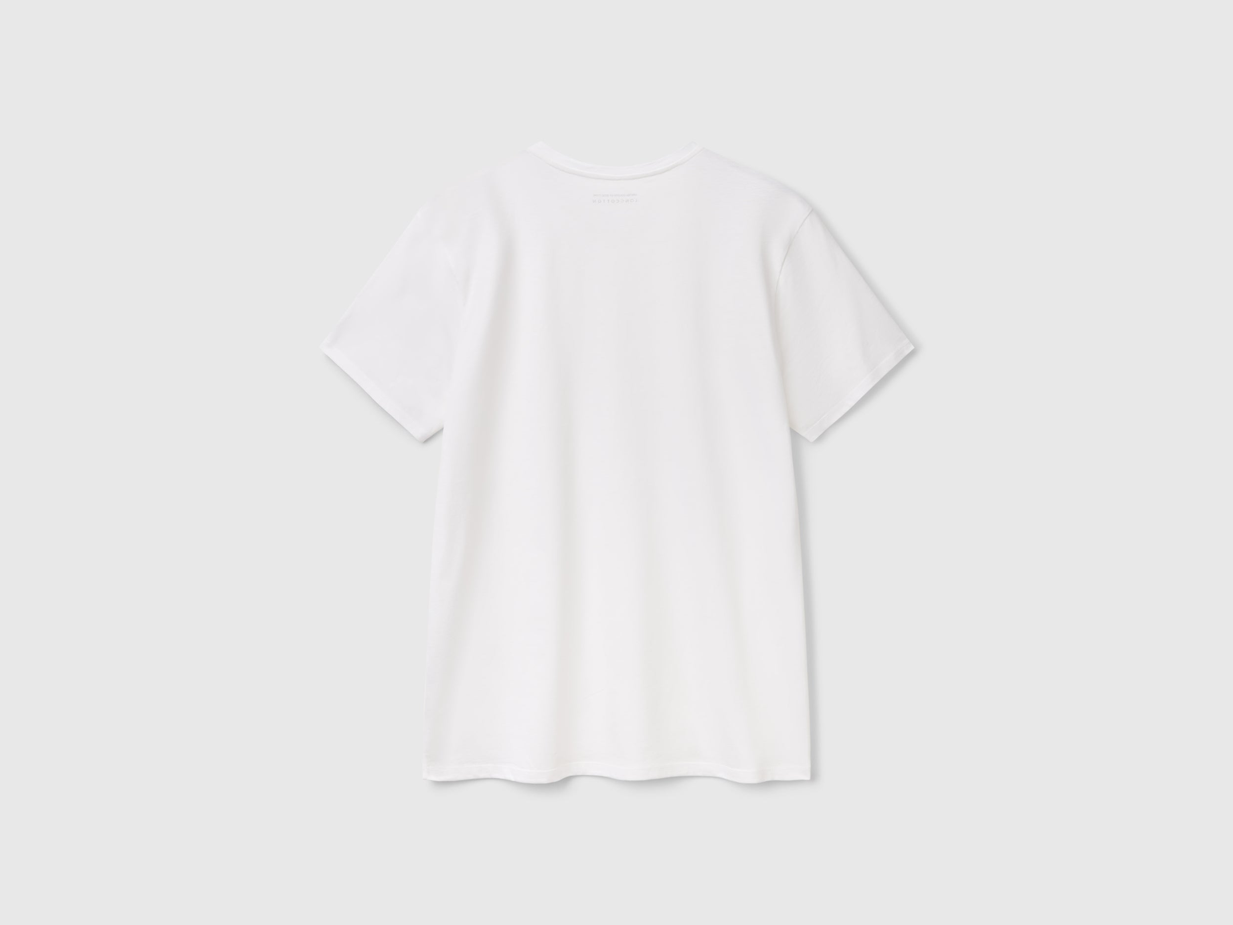 T-shirt com decote em V em algodão de fibra longa - ucb_image_BS