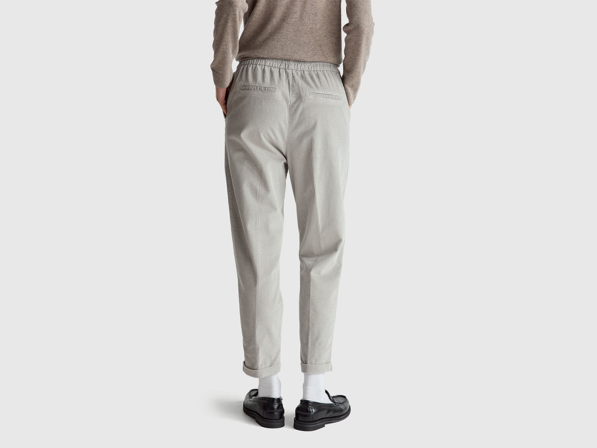 Chinos em veludo com cintura elástica - ucb_image_B