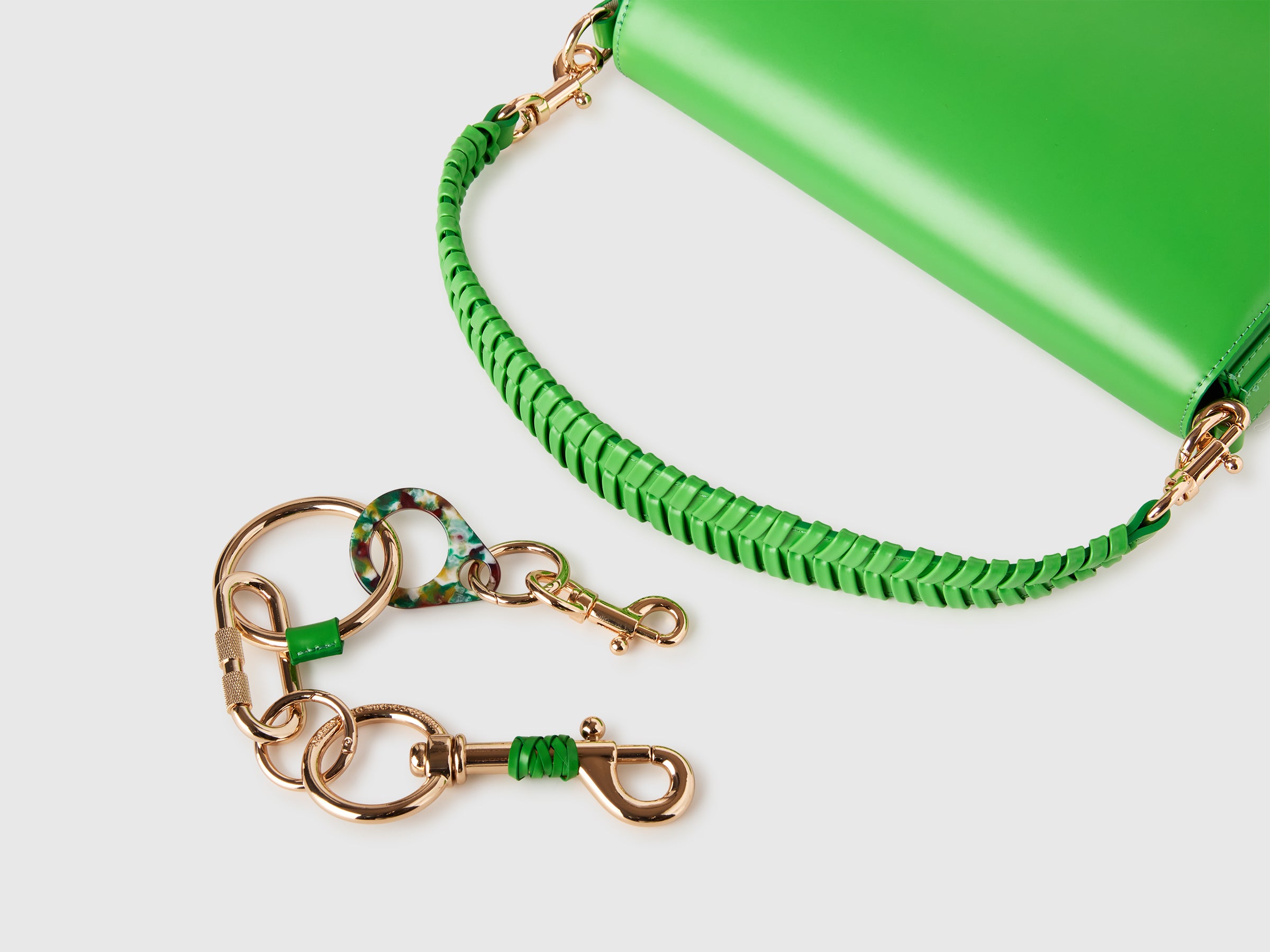 Be Bag green with woven handle - ucb_image_DS1