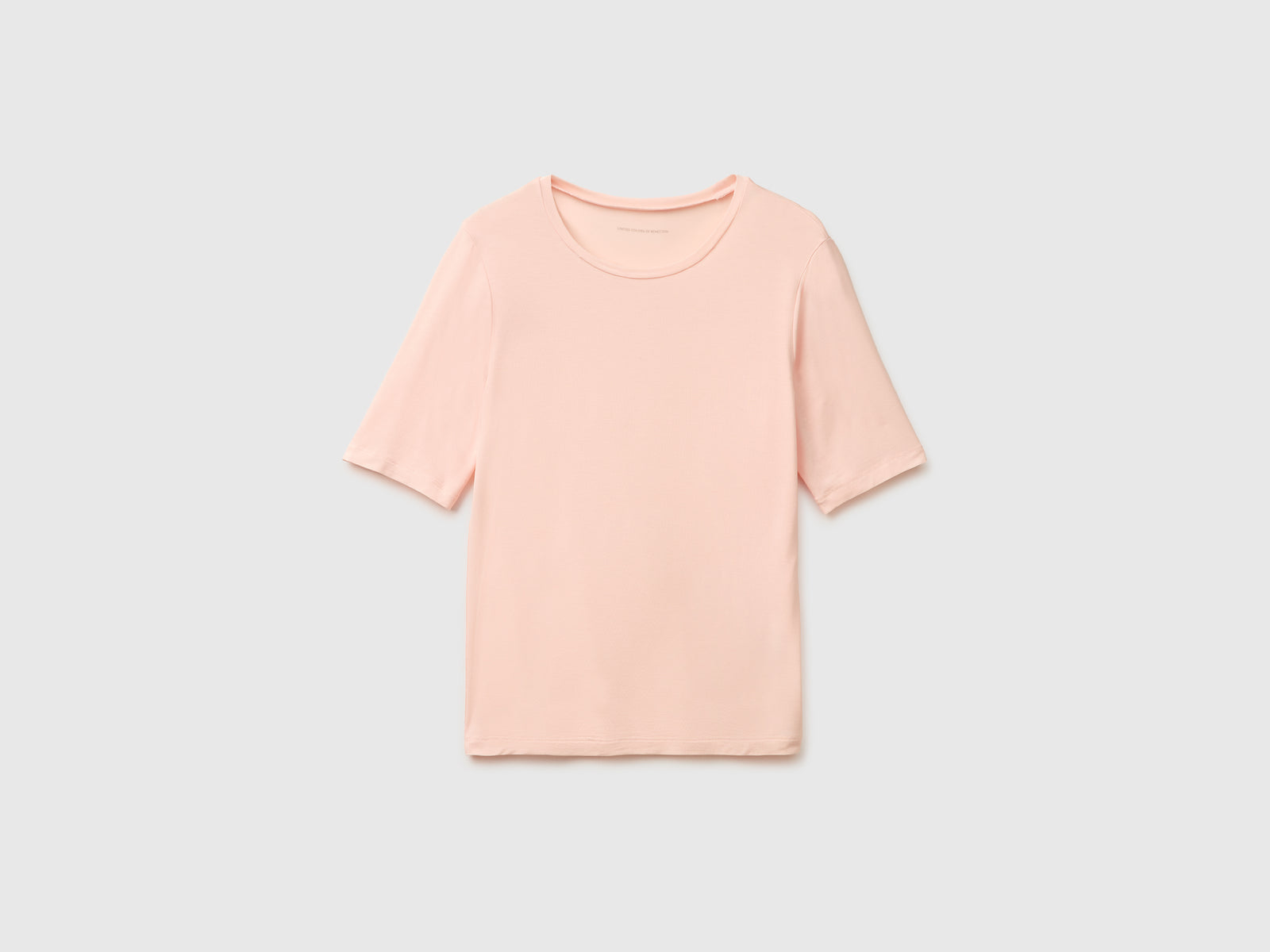 T-shirt em mistura de seda - ucb_image_FS