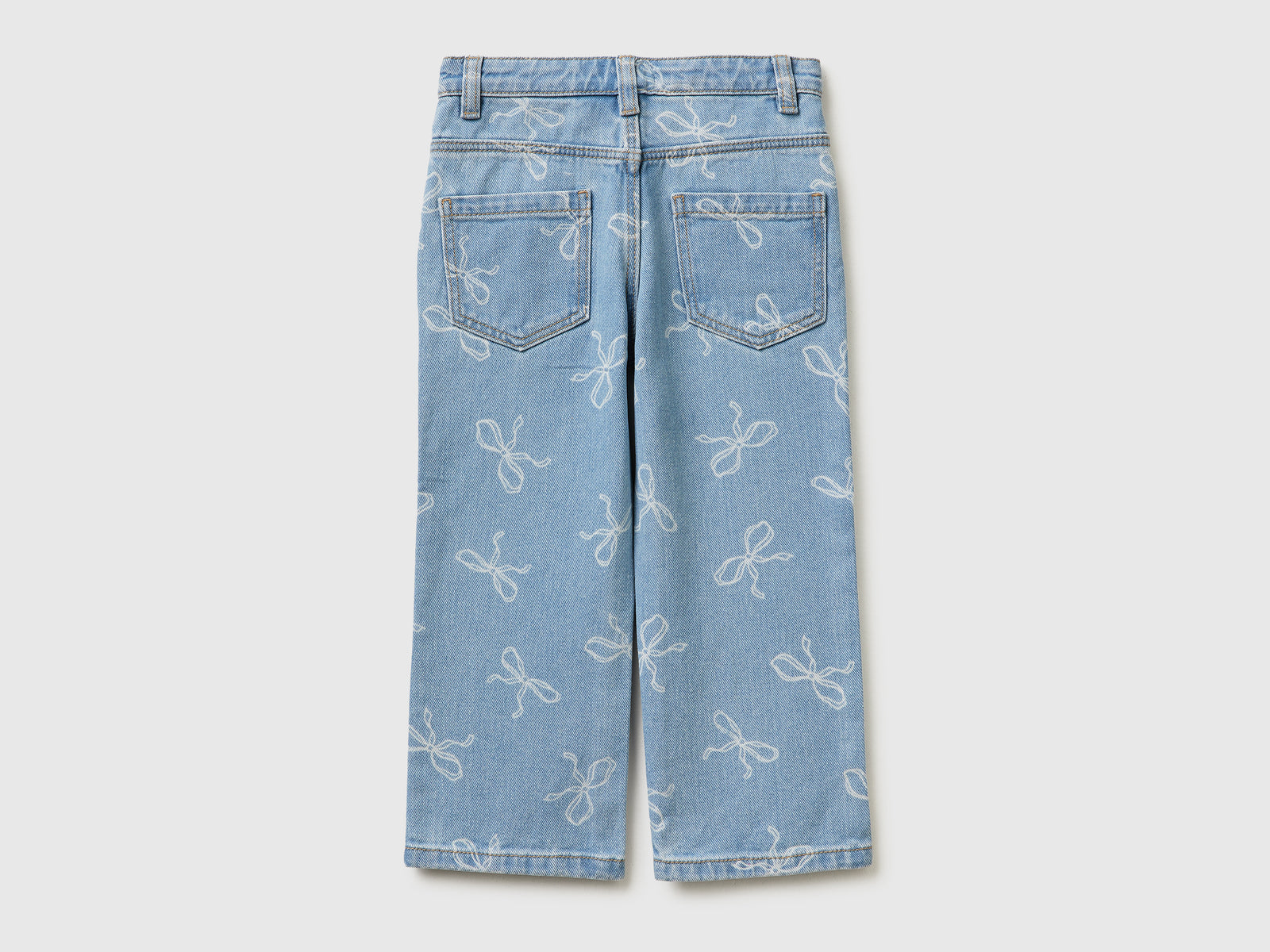Jeans slim fit estampa laços - ucb_image_BS