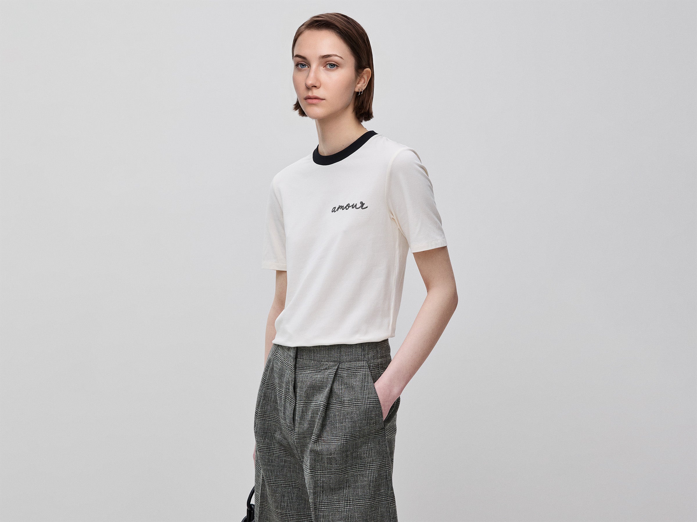 T-shirt com bordado "amour" - ucb_image_F