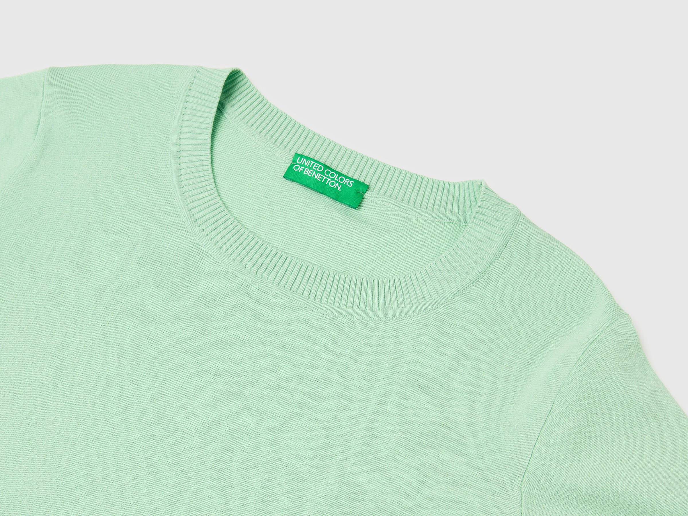 Sage green sweater with short sleeves - ucb_image_DS1