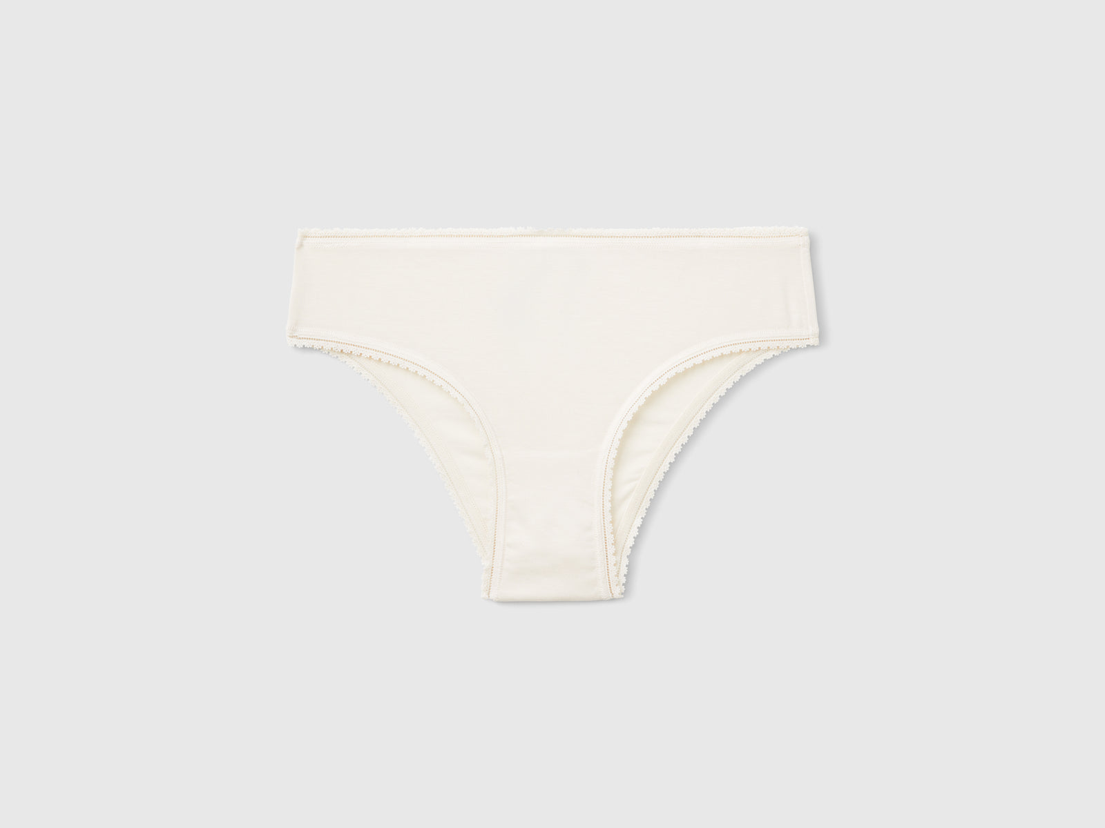 Stretch Modal briefs - ucb_image_FS
