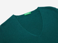 Camisola verde com decote em V em pura lã Merino - ucb_image_DS1