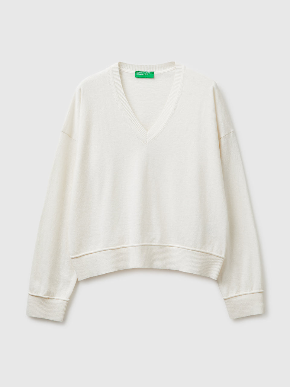 V-neck sweater in cotton and wool - ucb_image_FS
