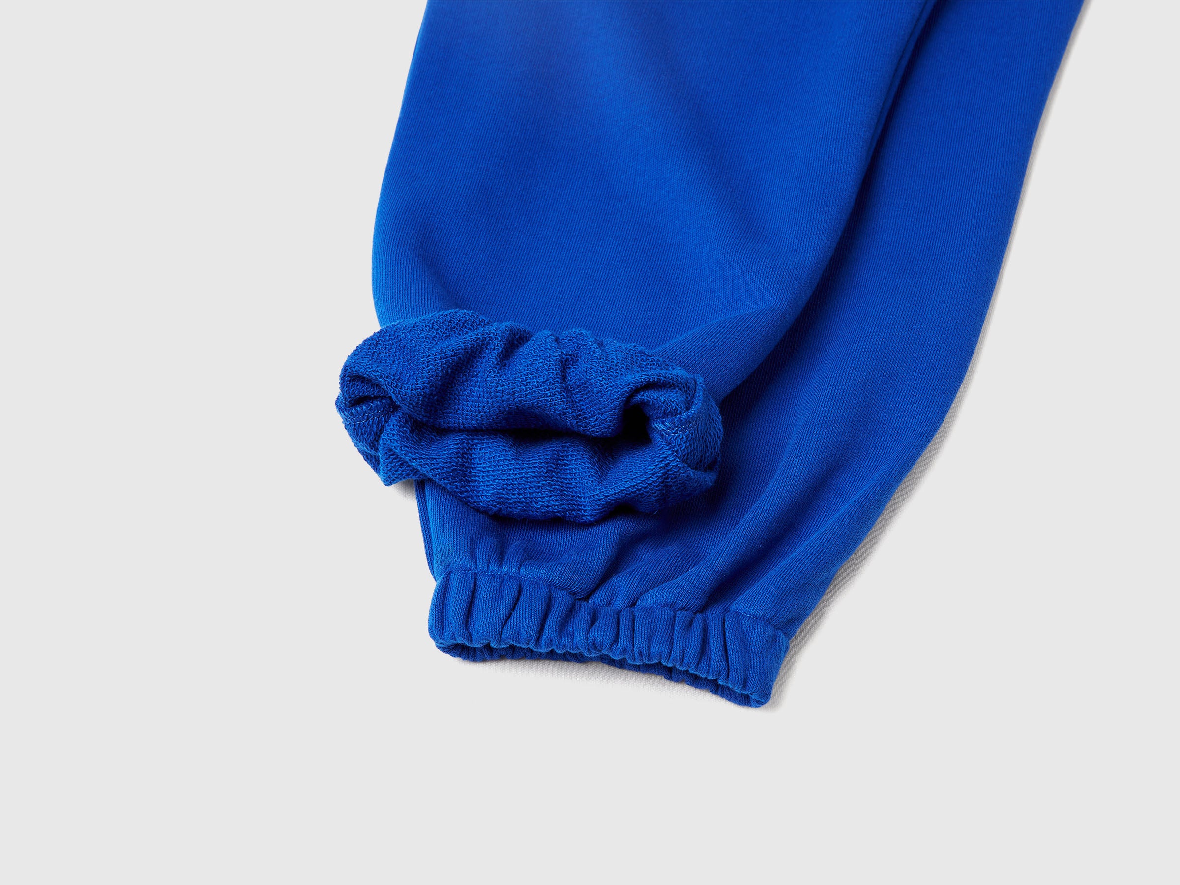 Joggers amplas com bolsos - ucb_image_DS1