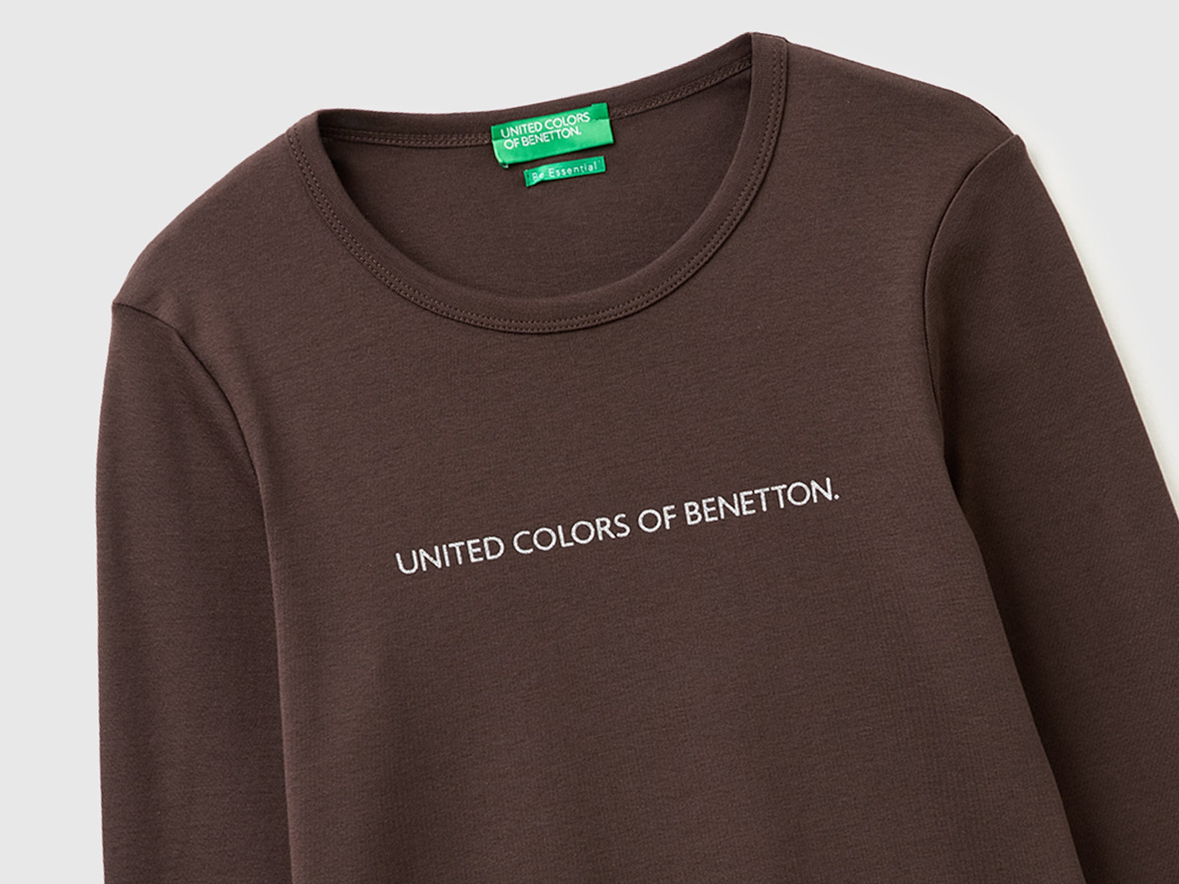 Long sleeve t-shirt with glitter logo - ucb_image_DS1