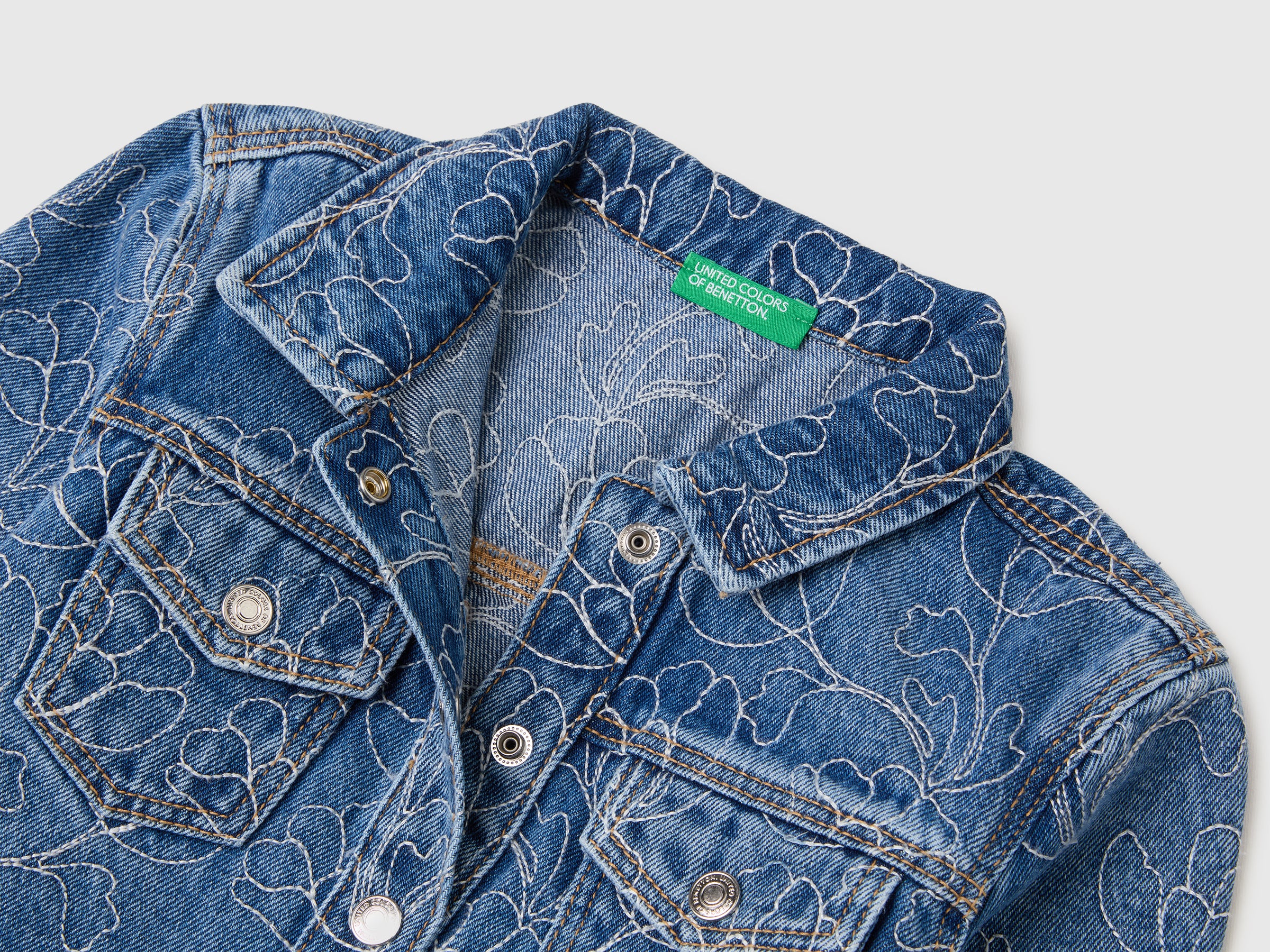 Denim jacket with embroidery - ucb_image_DS1