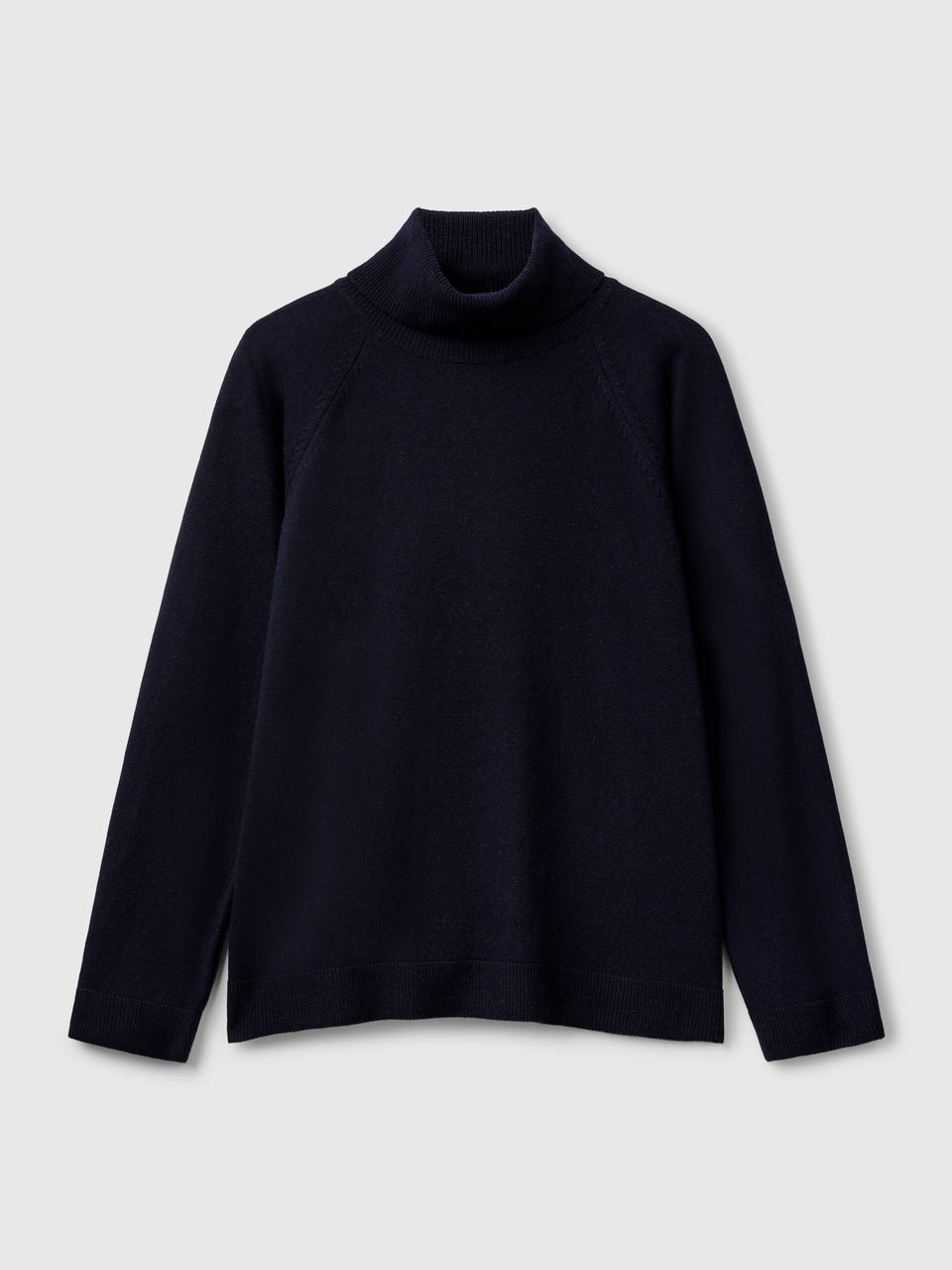 Midnight blue turtleneck sweater in cashmere and wool blend - ucb_image_FS