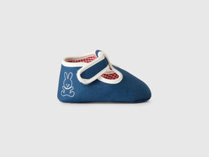 Schuhe der ersten Schritte