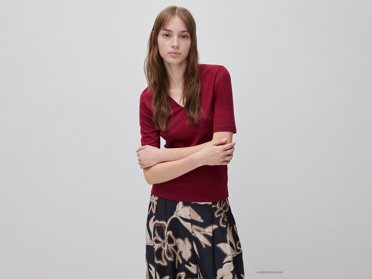 T-shirt slim fit em algodão de fibra longa - ucb_image_F
