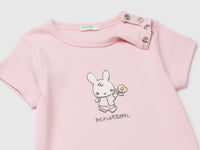 T-shirt com estampa logótipo em algodão orgânico - ucb_image_DS1