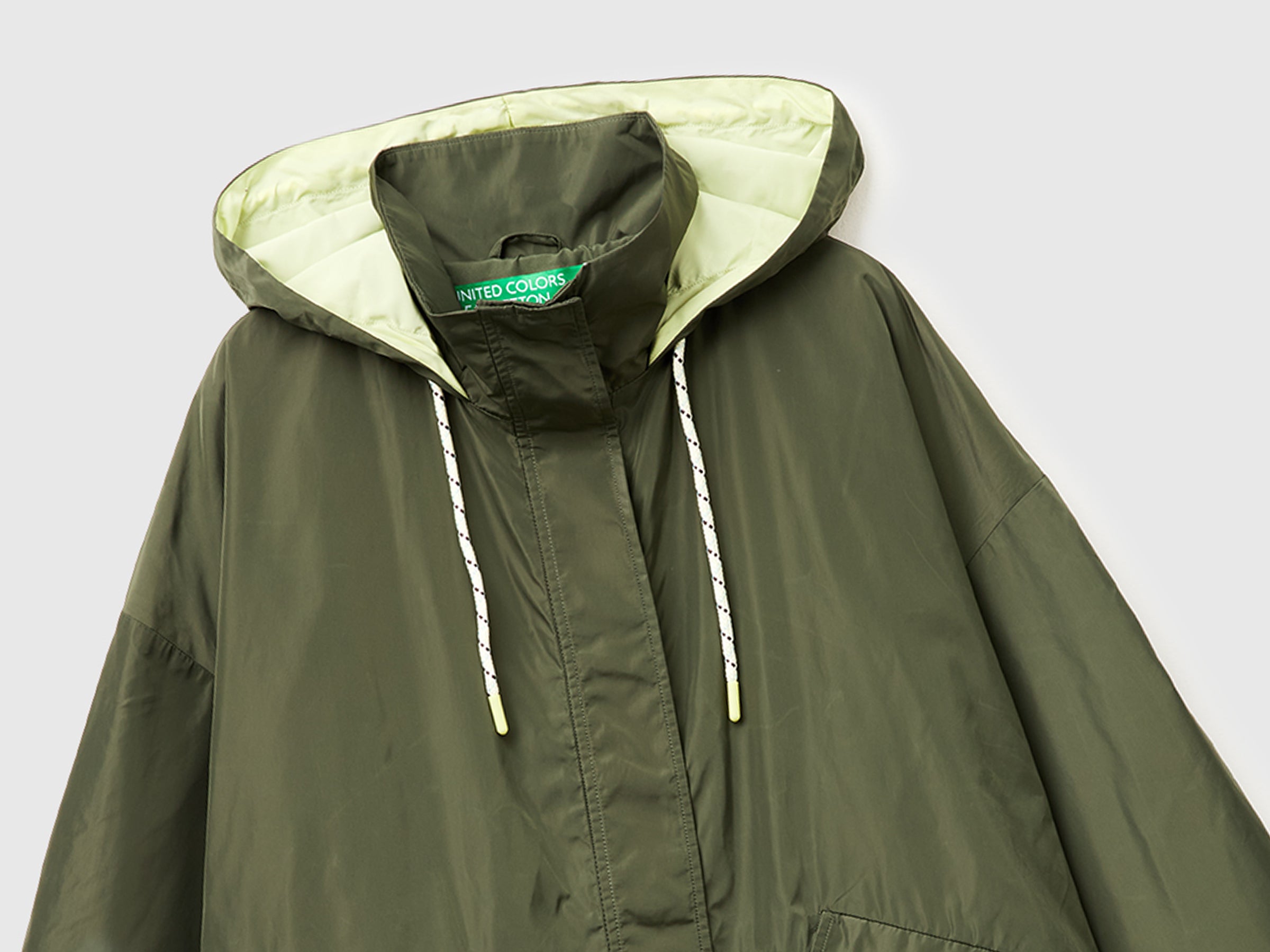 Large parka with hood - ucb_image_DS1