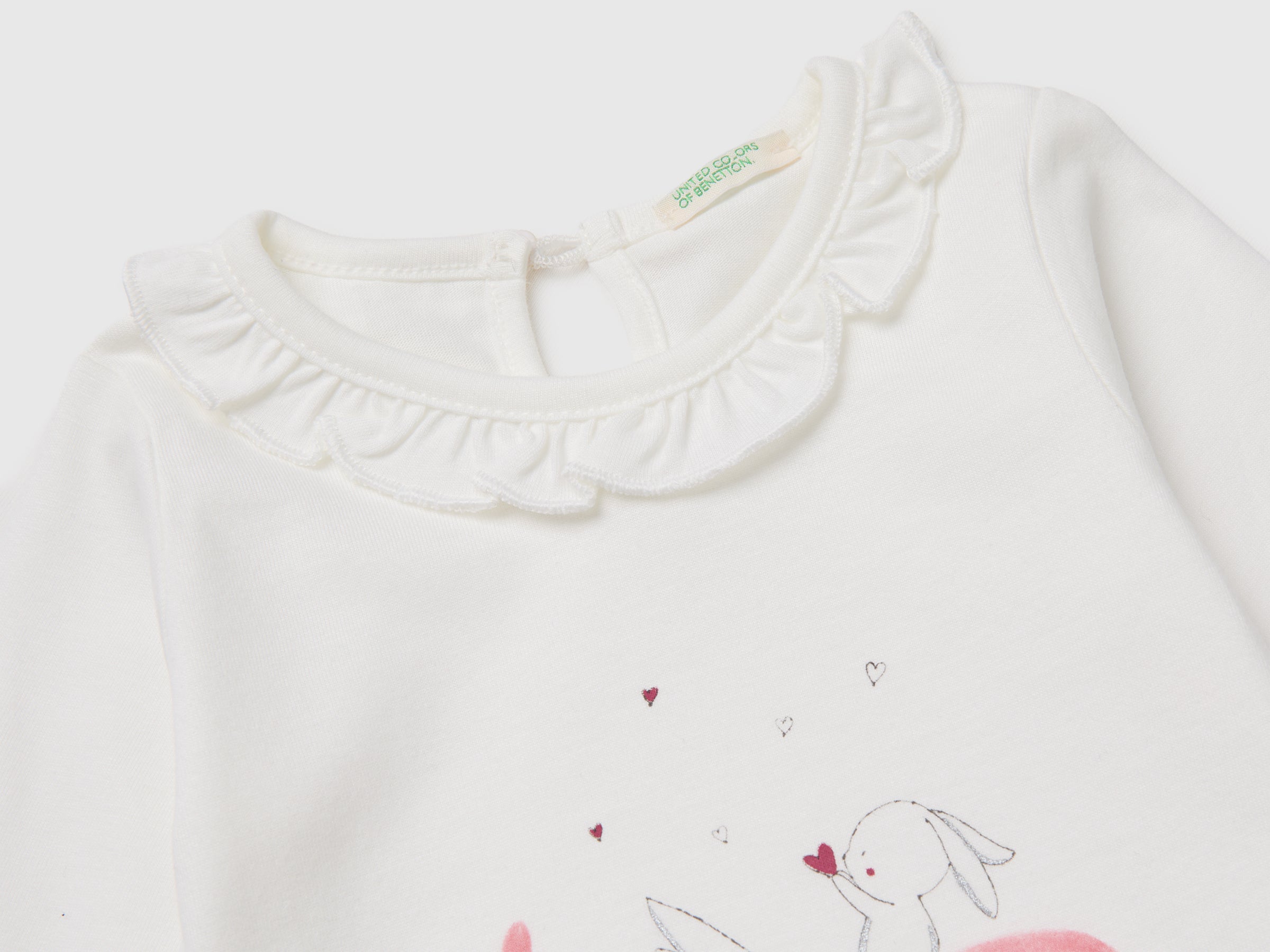 T-shirt com folhos na gola - ucb_image_DS1