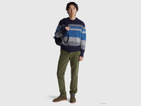 Calças slim fit em veludo stretch - ucb_image_FY
