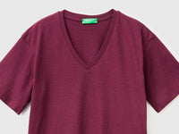 T-shirt decote em V em algodão leve - ucb_image_DS1