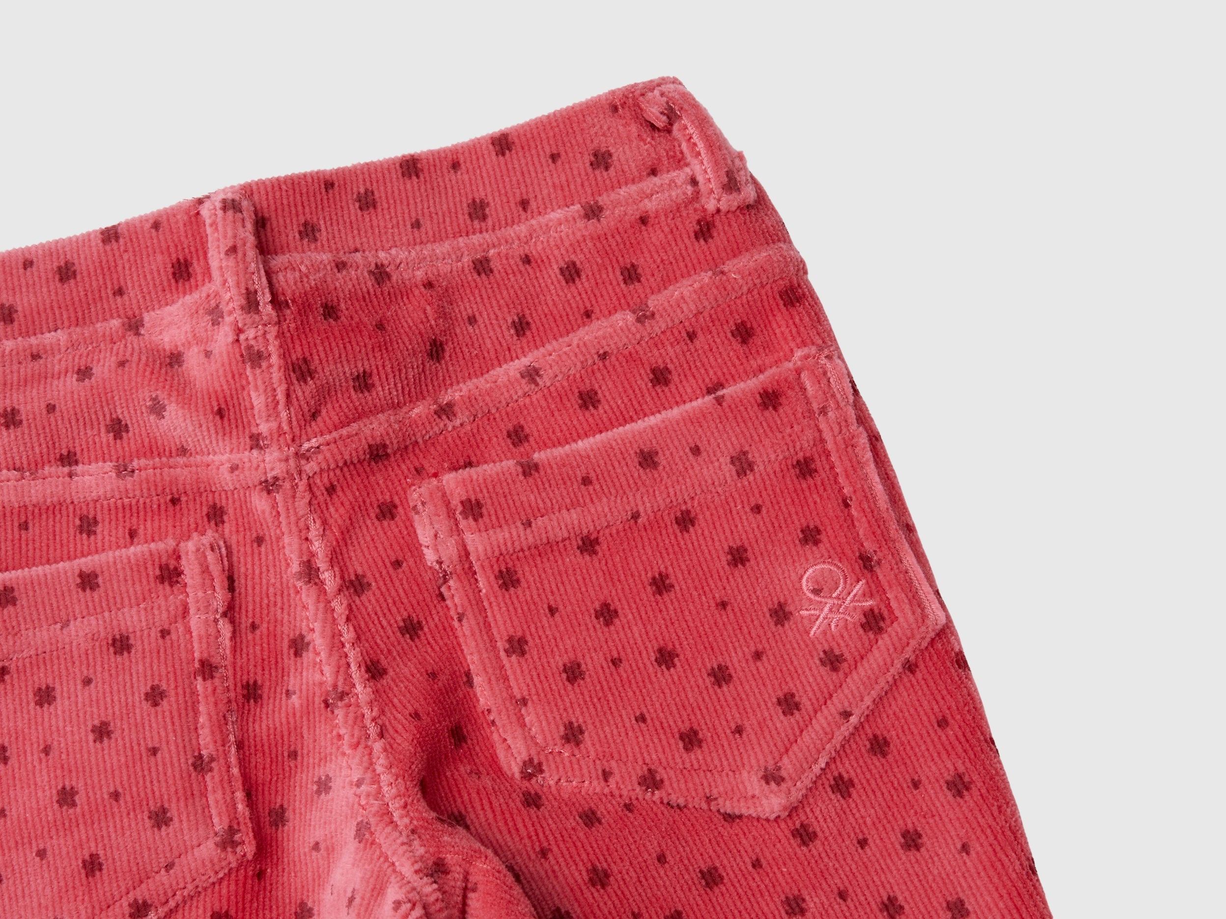 Calças slim fit em chenille - ucb_image_DS1