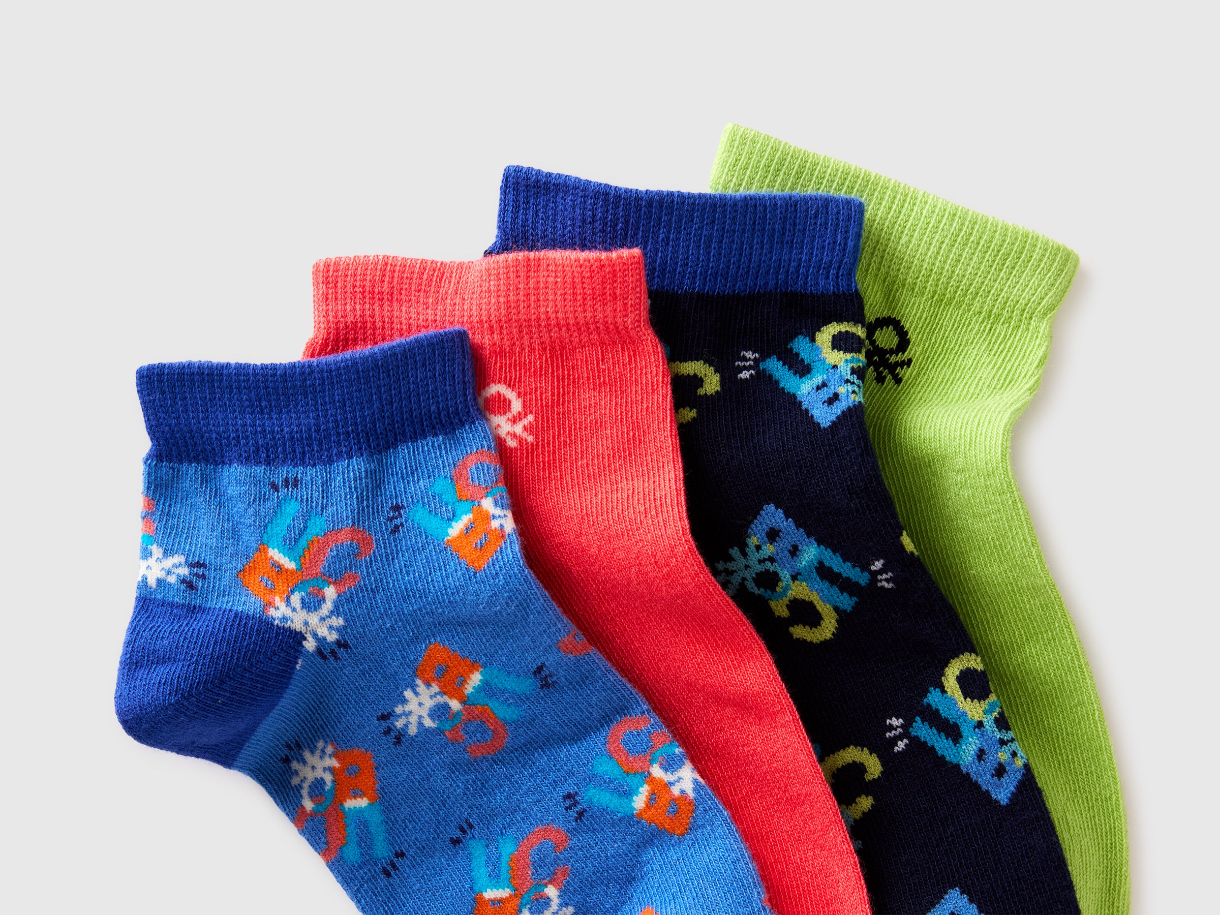 Four patterned short socks - ucb_image_DS1