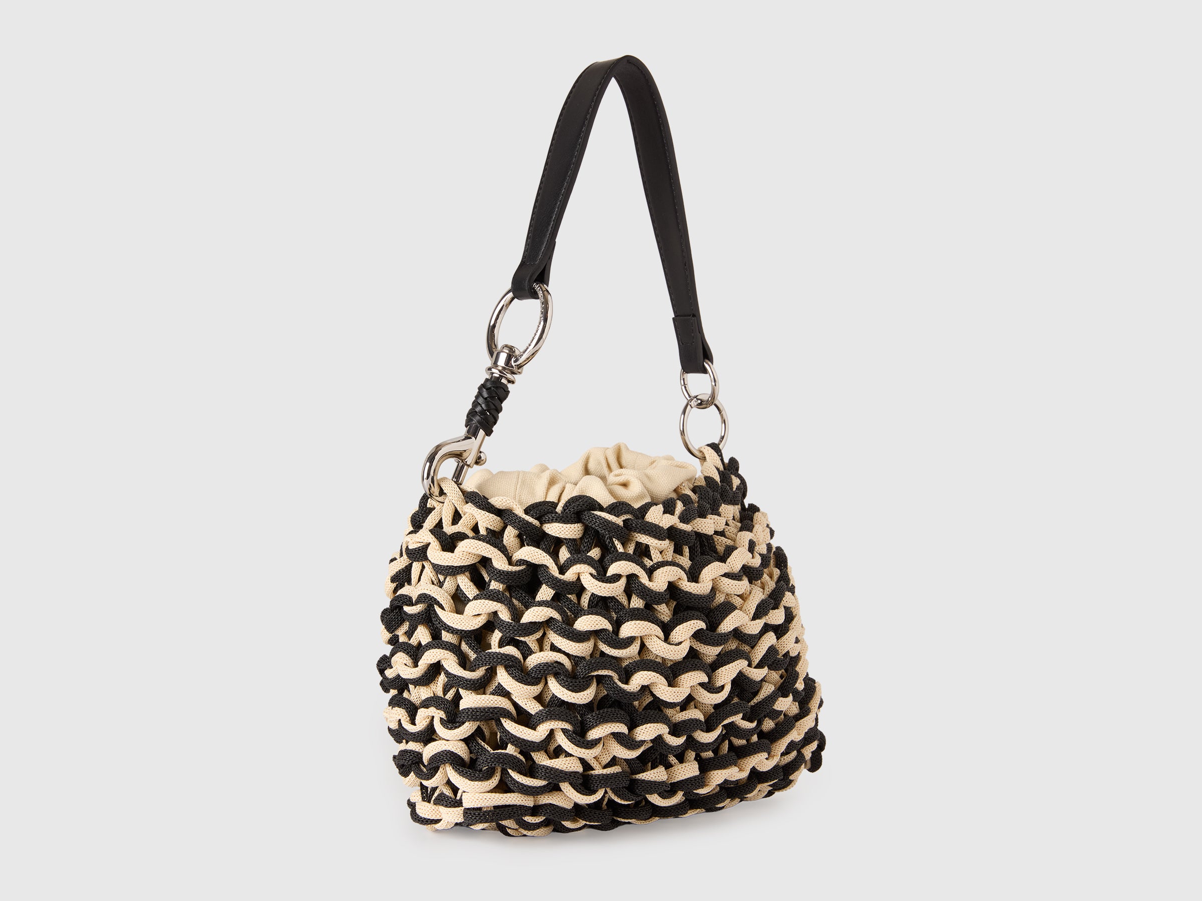 Woven hobo bag - ucb_image_BS