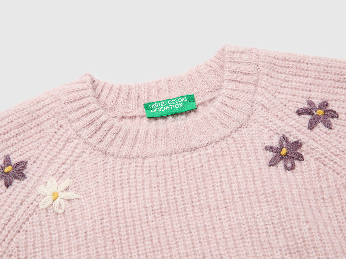 Camisola com flores bordadas em mistura de lã - ucb_image_DS1