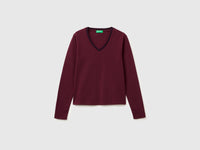 T-shirt ajustada com decote em V - ucb_image_FS