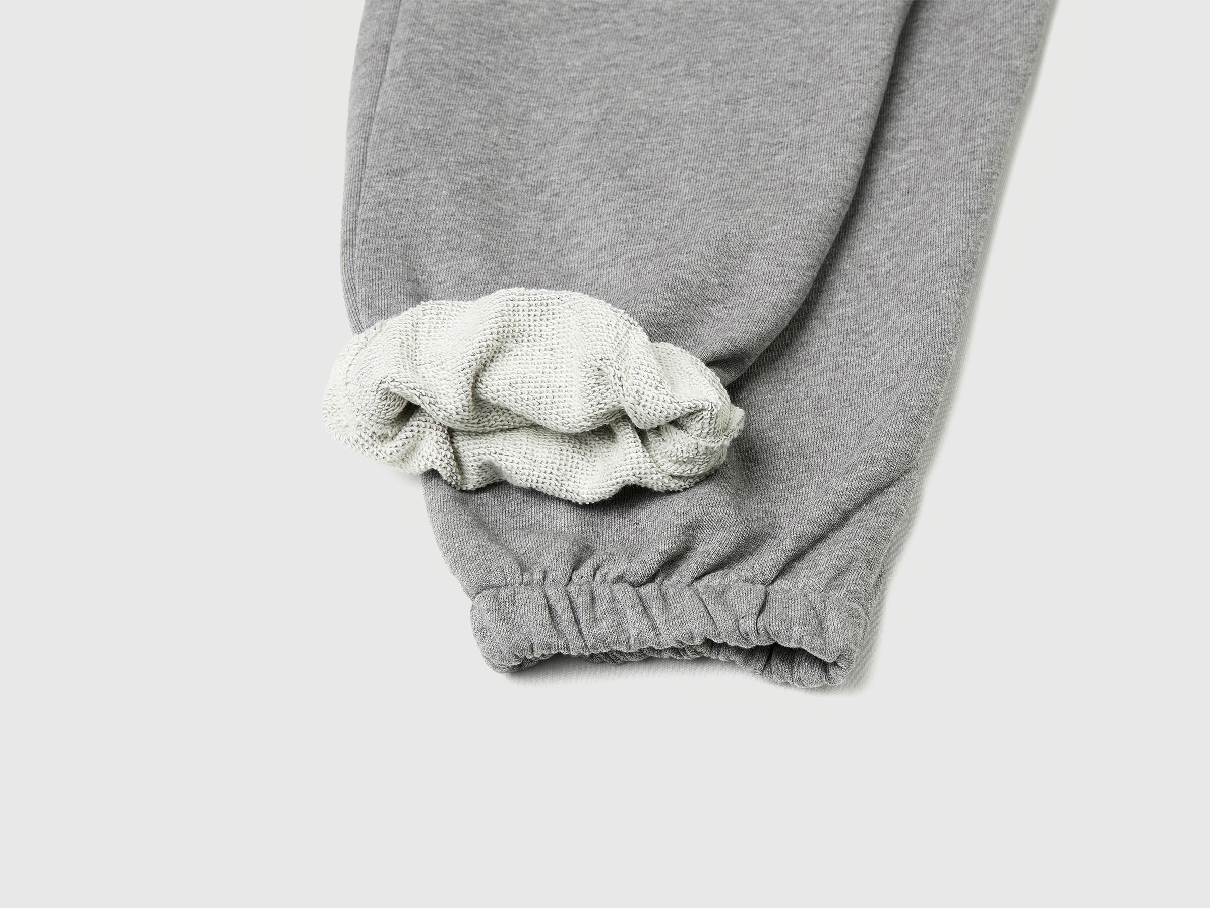 Joggers amplas com bolsos - ucb_image_DS1