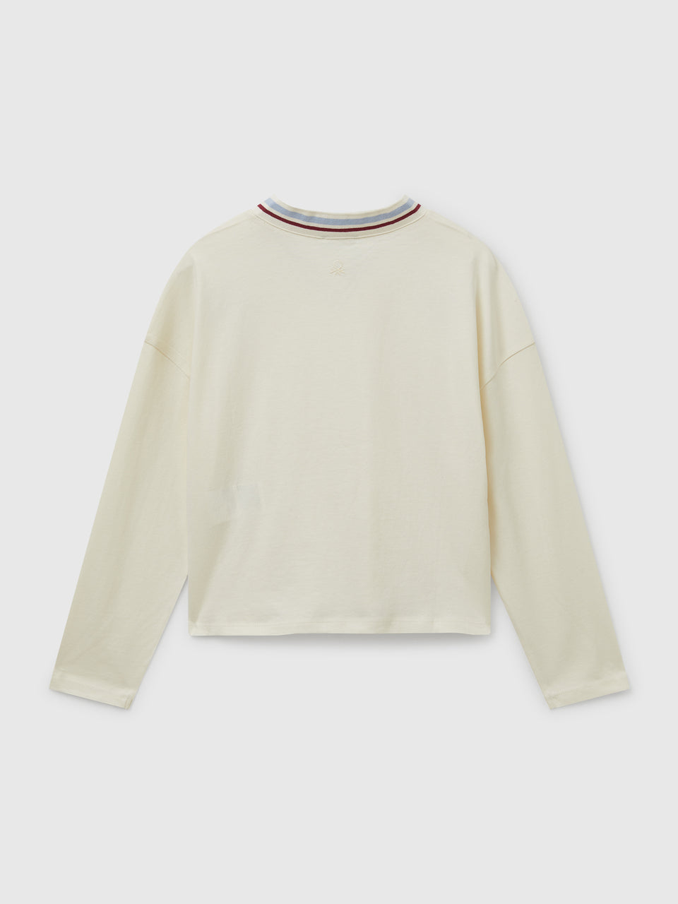 T-shirt com bordado lantejoulas - ucb_image_BS