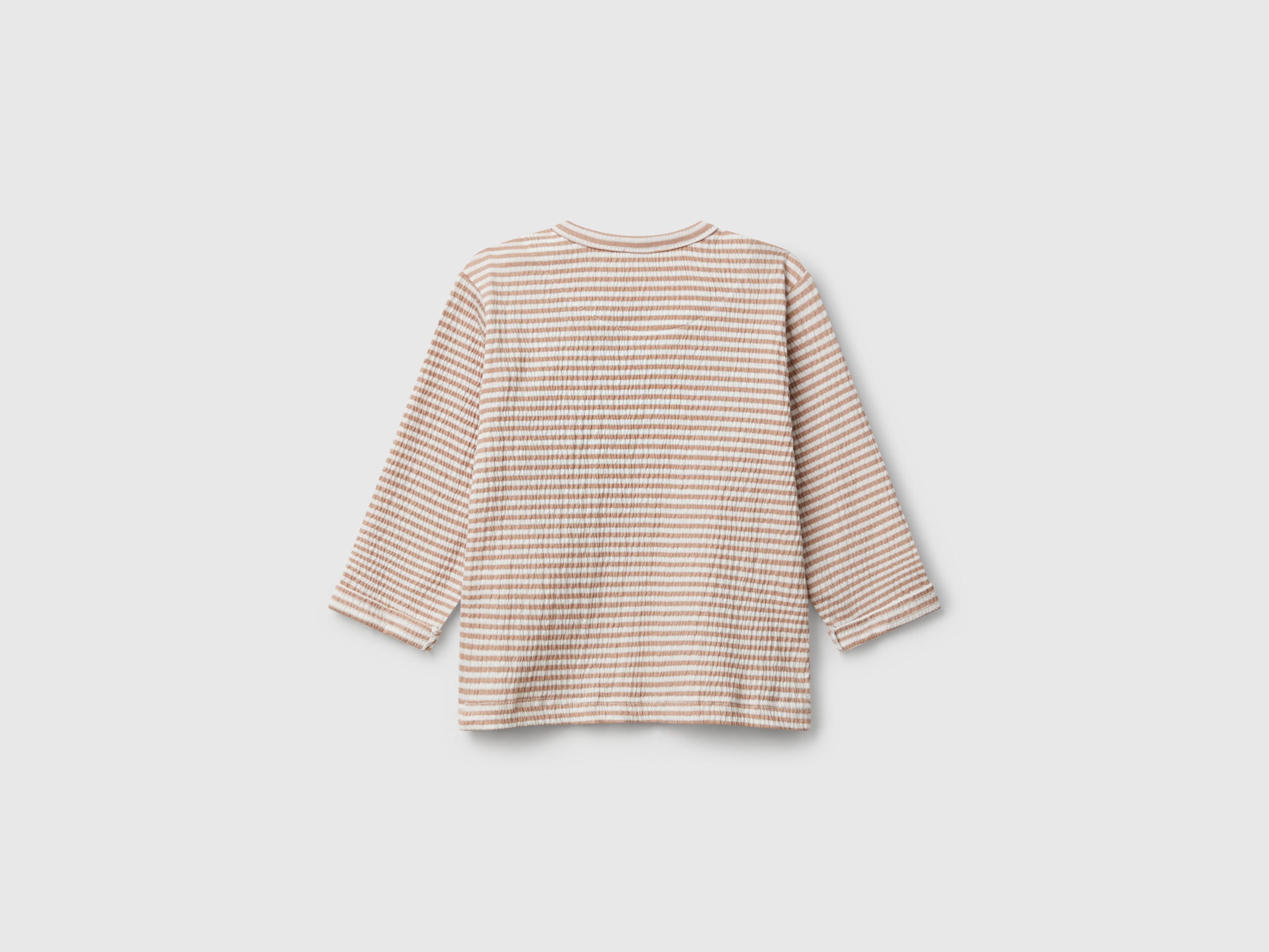 T-shirt com bolso pequeno e patch - ucb_image_BS