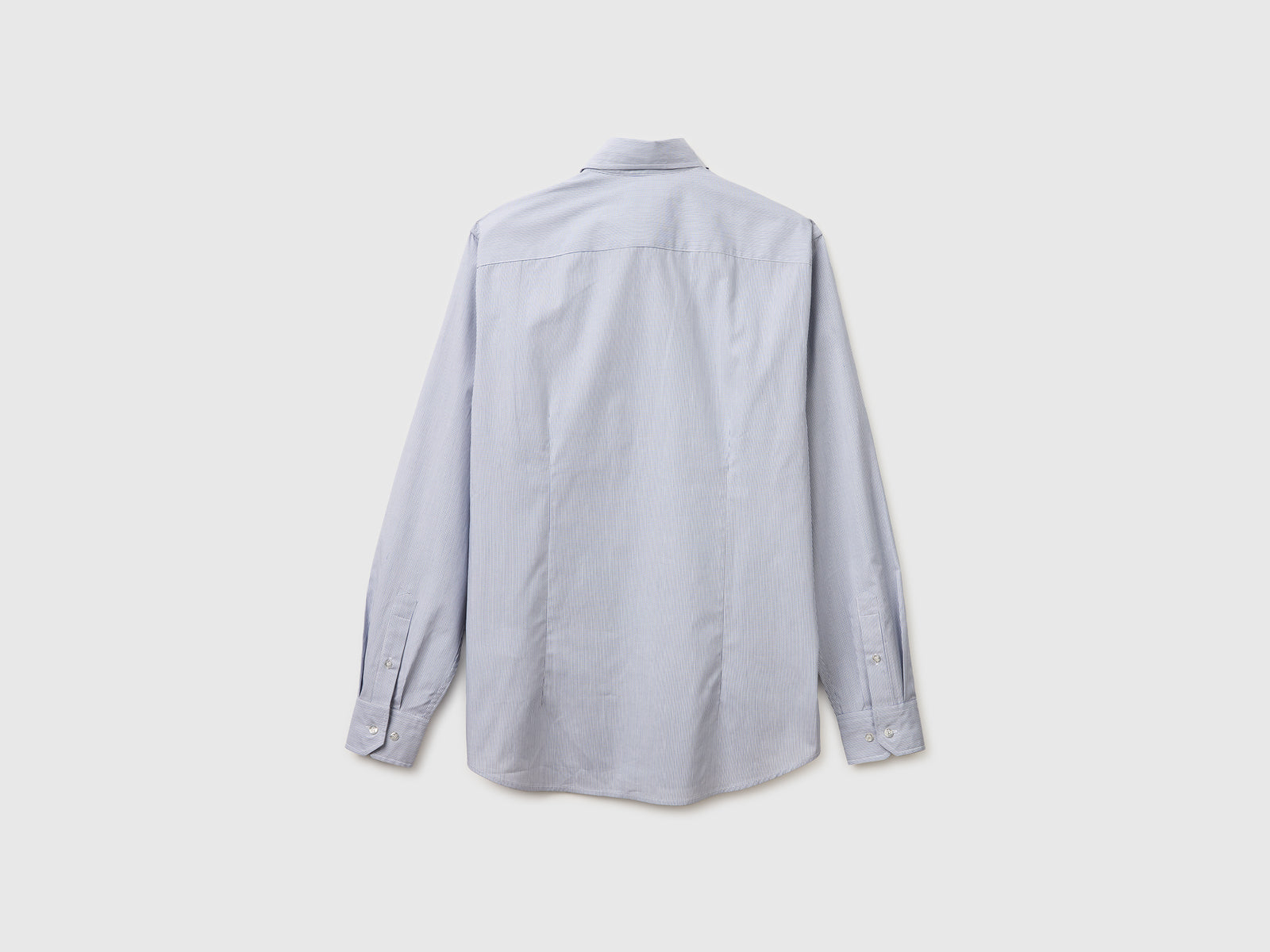 Camisa com bolso pequeno slim fit - ucb_image_BS