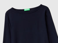 Boat-neck T-shirt - ucb_image_DS1