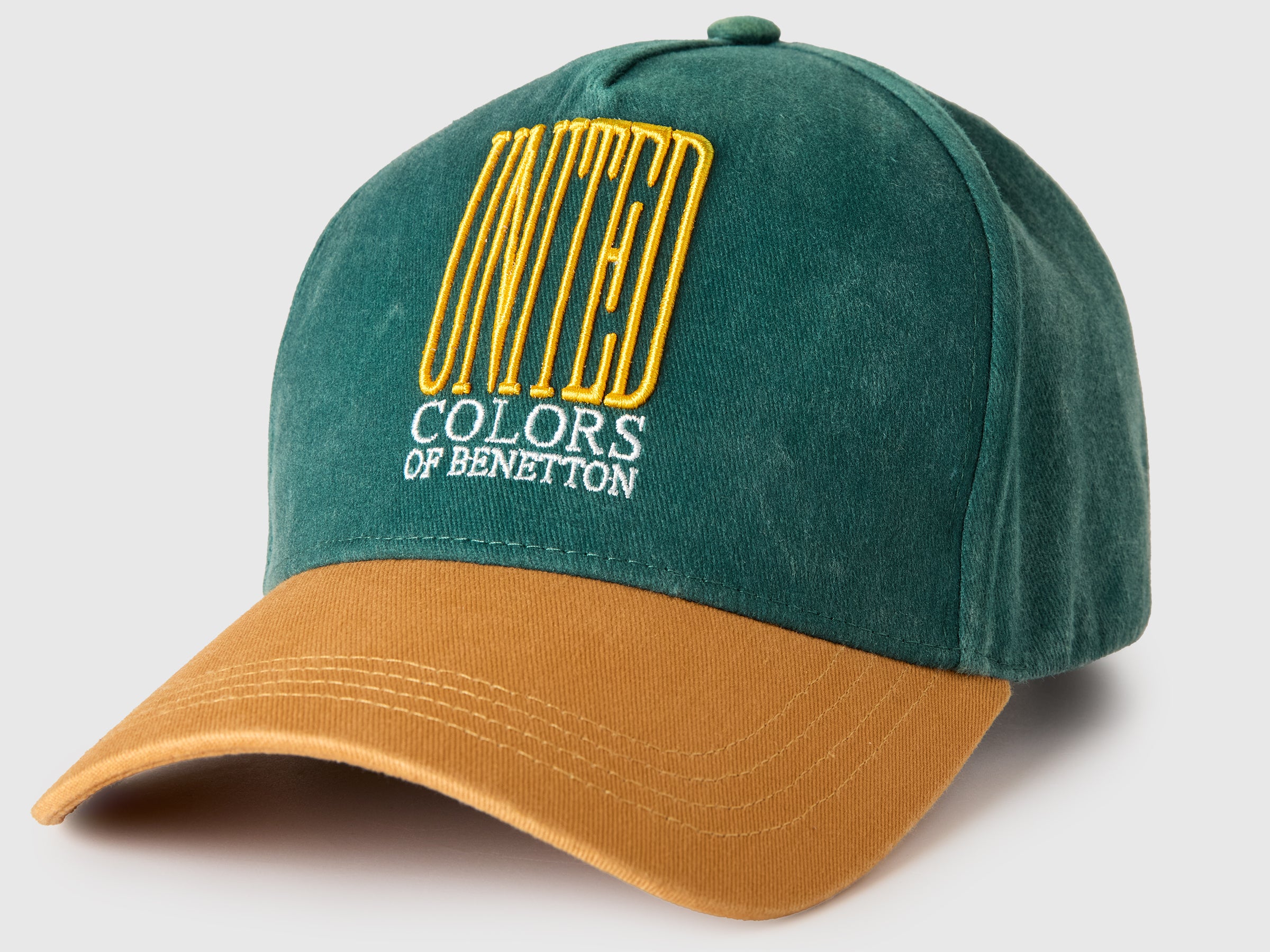 Baseball cap with embroidery - ucb_image_DS1