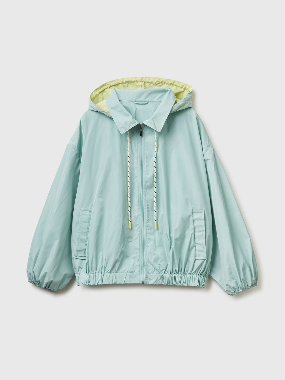 Soft jacket with hood - ucb_image_FS