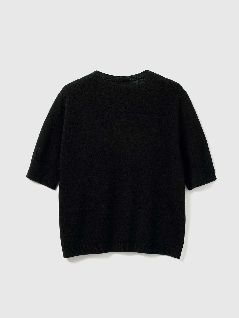 Camisola de manga curta preta em pura lã Merino - ucb_image_BS