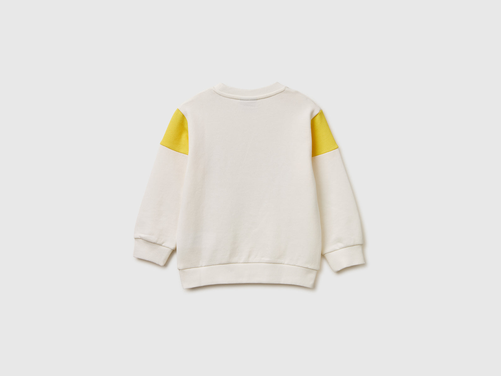 Closed Sweatshirt © Disney Pixar Cars - ucb_image_BS