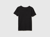 T-shirt decote em V canelado - ucb_image_BS