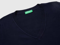 Dark blue V-neck sweater in tricot cotton - ucb_image_DS1