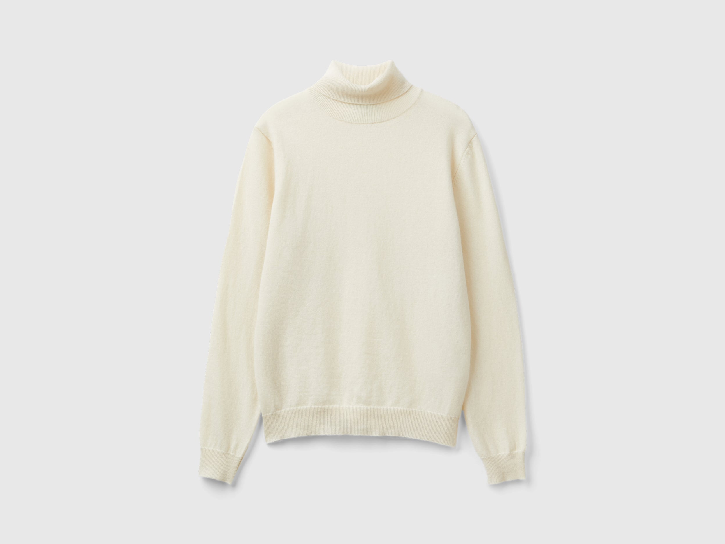 Camisola de gola alta nata em pura lã Merino - ucb_image_FS